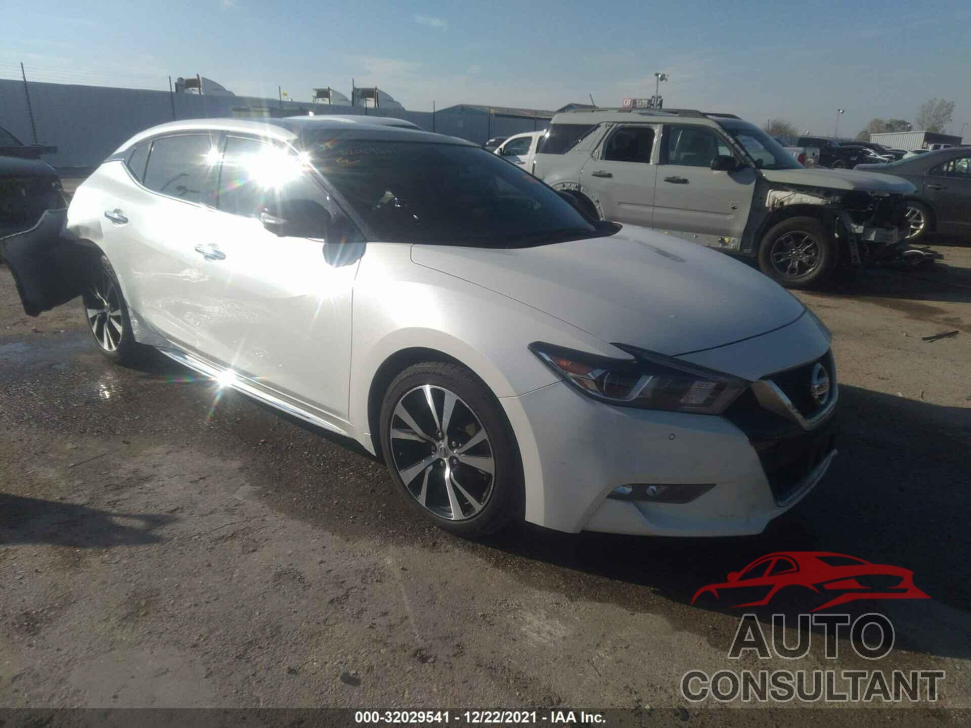 NISSAN MAXIMA 2018 - 1N4AA6AP1JC386952