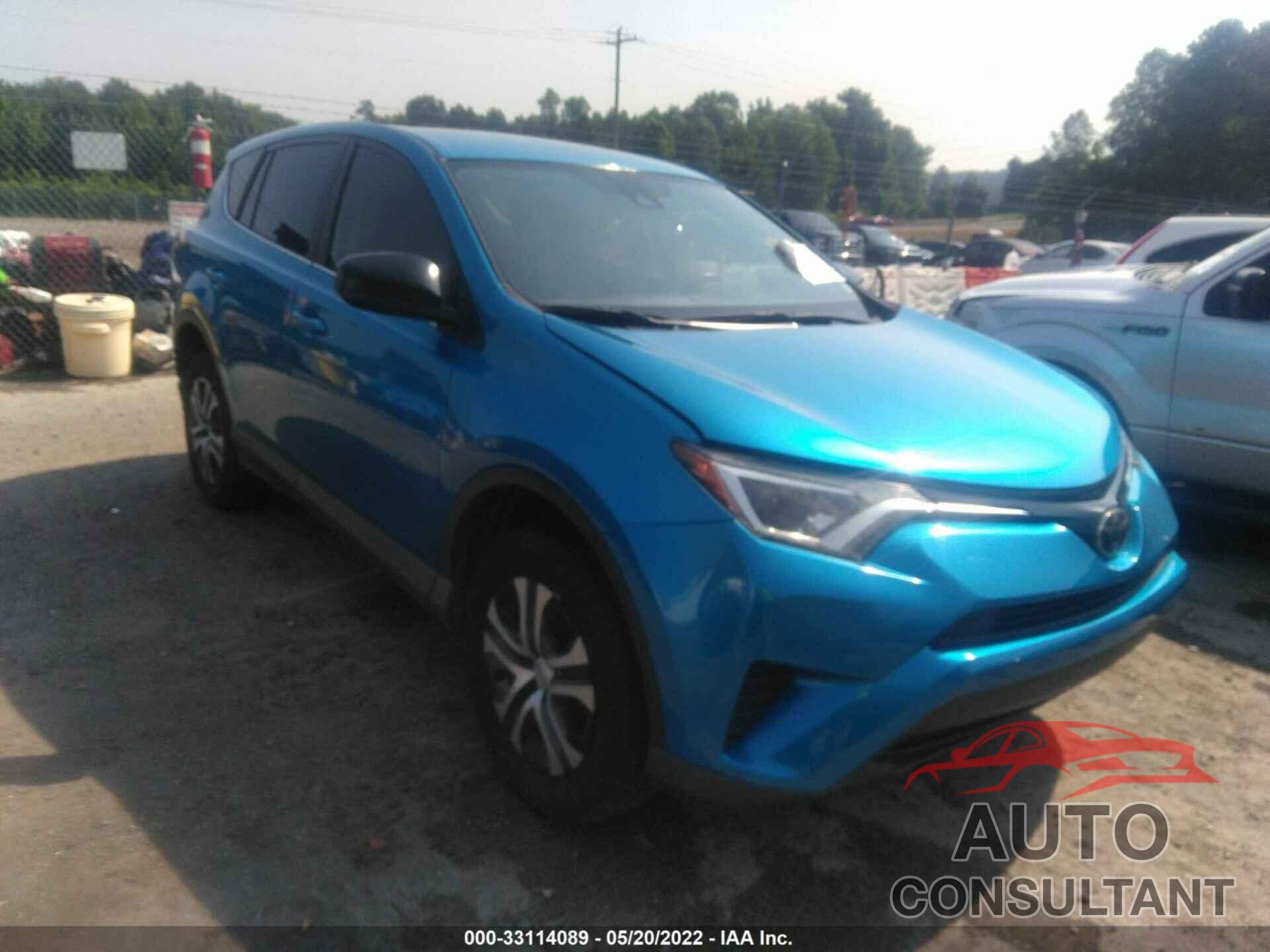 TOYOTA RAV4 2017 - JTMZFREV7HJ716933