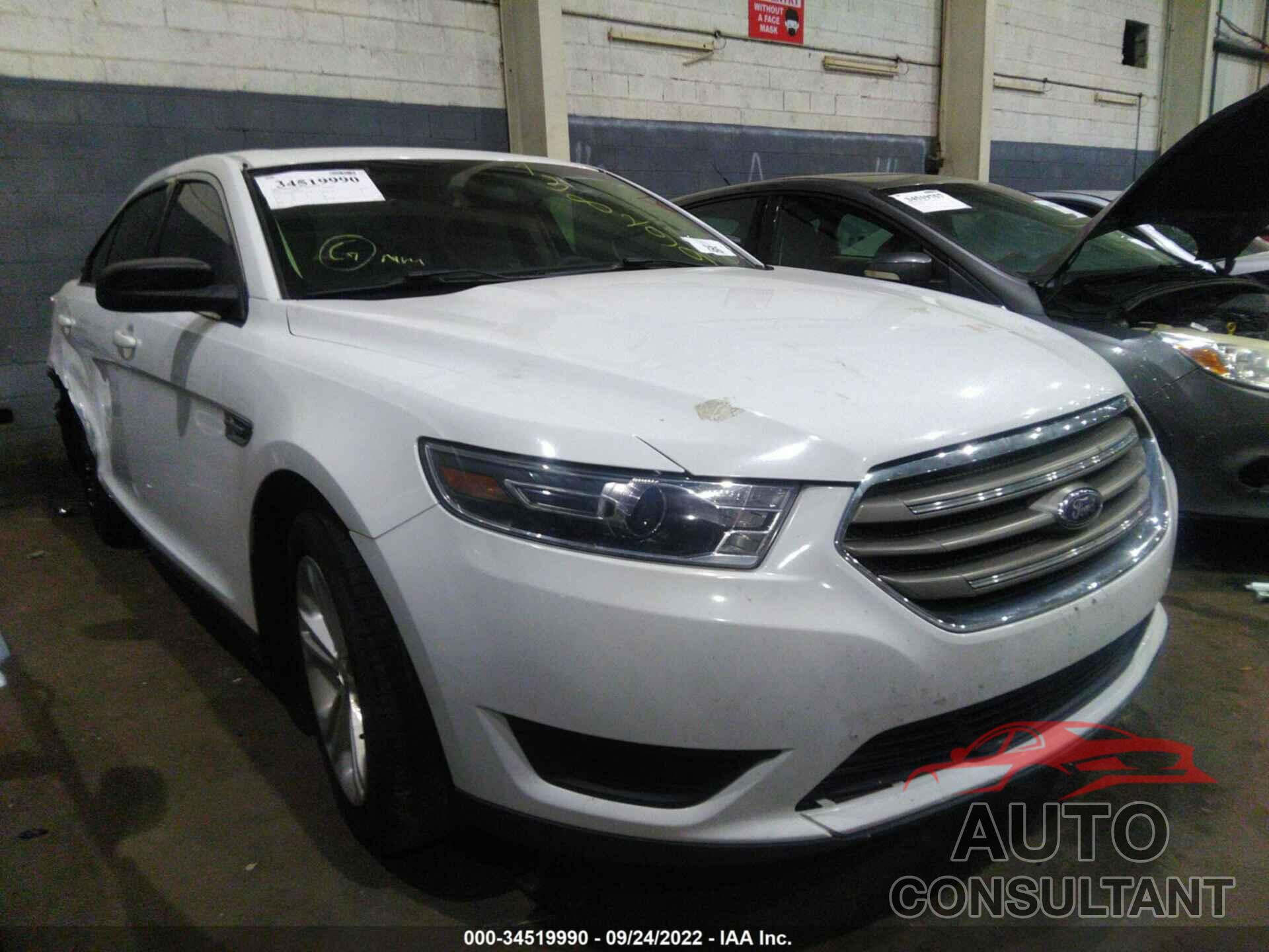 FORD TAURUS 2018 - 00AHP2D85JG138299