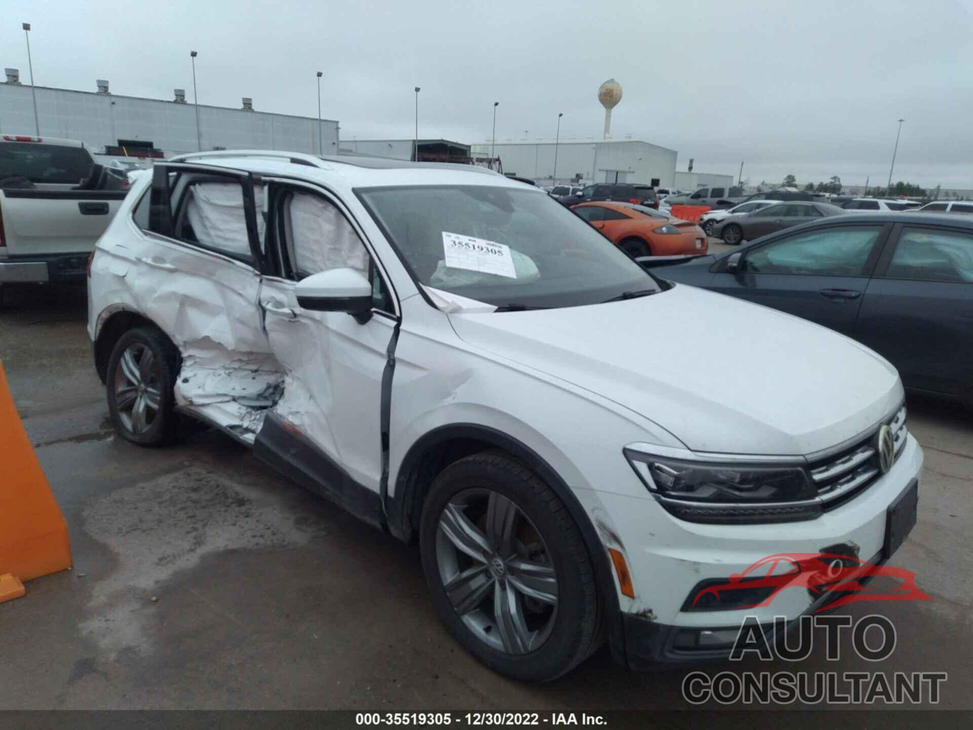 VOLKSWAGEN TIGUAN 2018 - 3VV5B7AXXJM207306