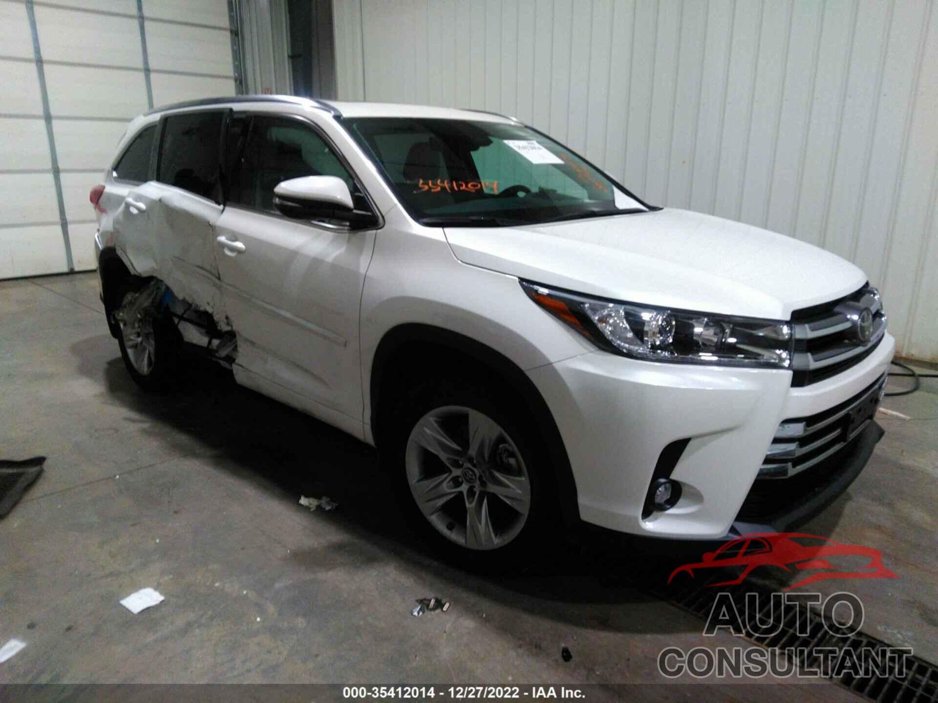 TOYOTA HIGHLANDER 2019 - 5TDDZRFH4KS943680