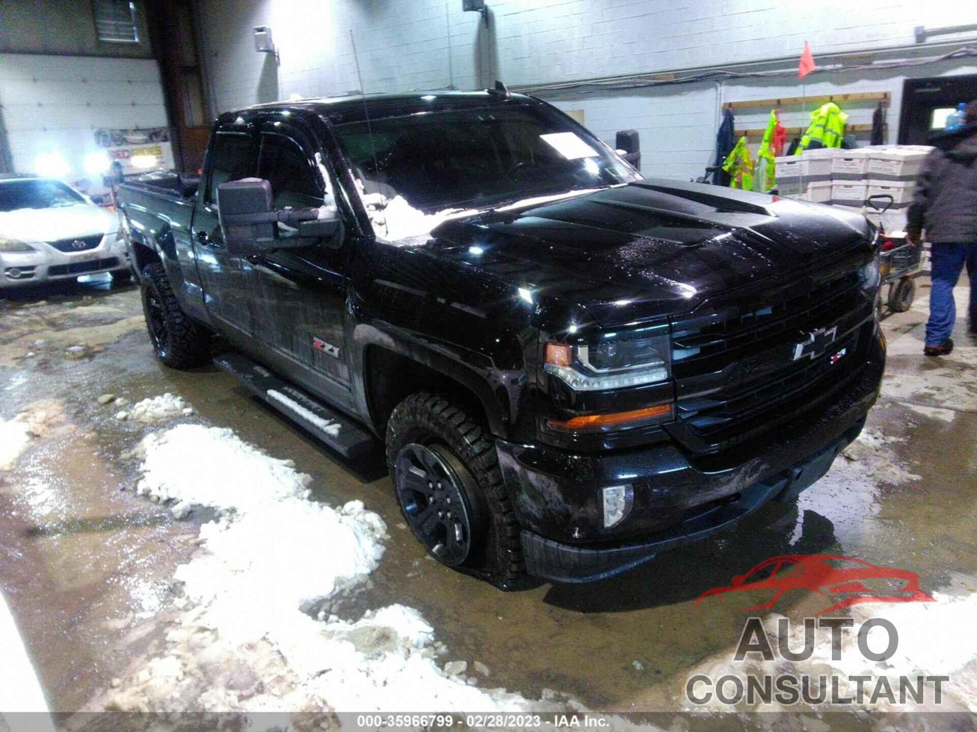 CHEVROLET SILVERADO 1500 2016 - 1GCVKREC2GZ247825