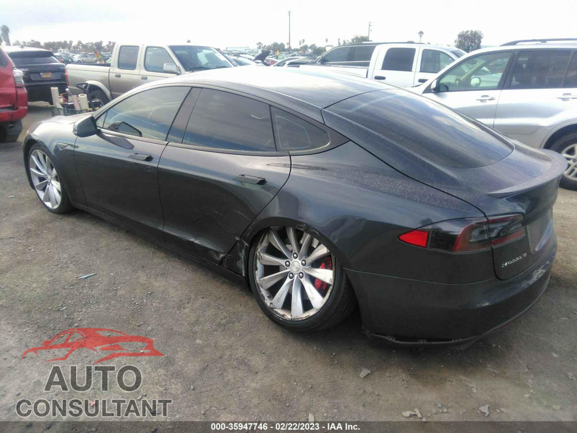 TESLA MODEL S 2015 - 5YJSA1H47FF084251