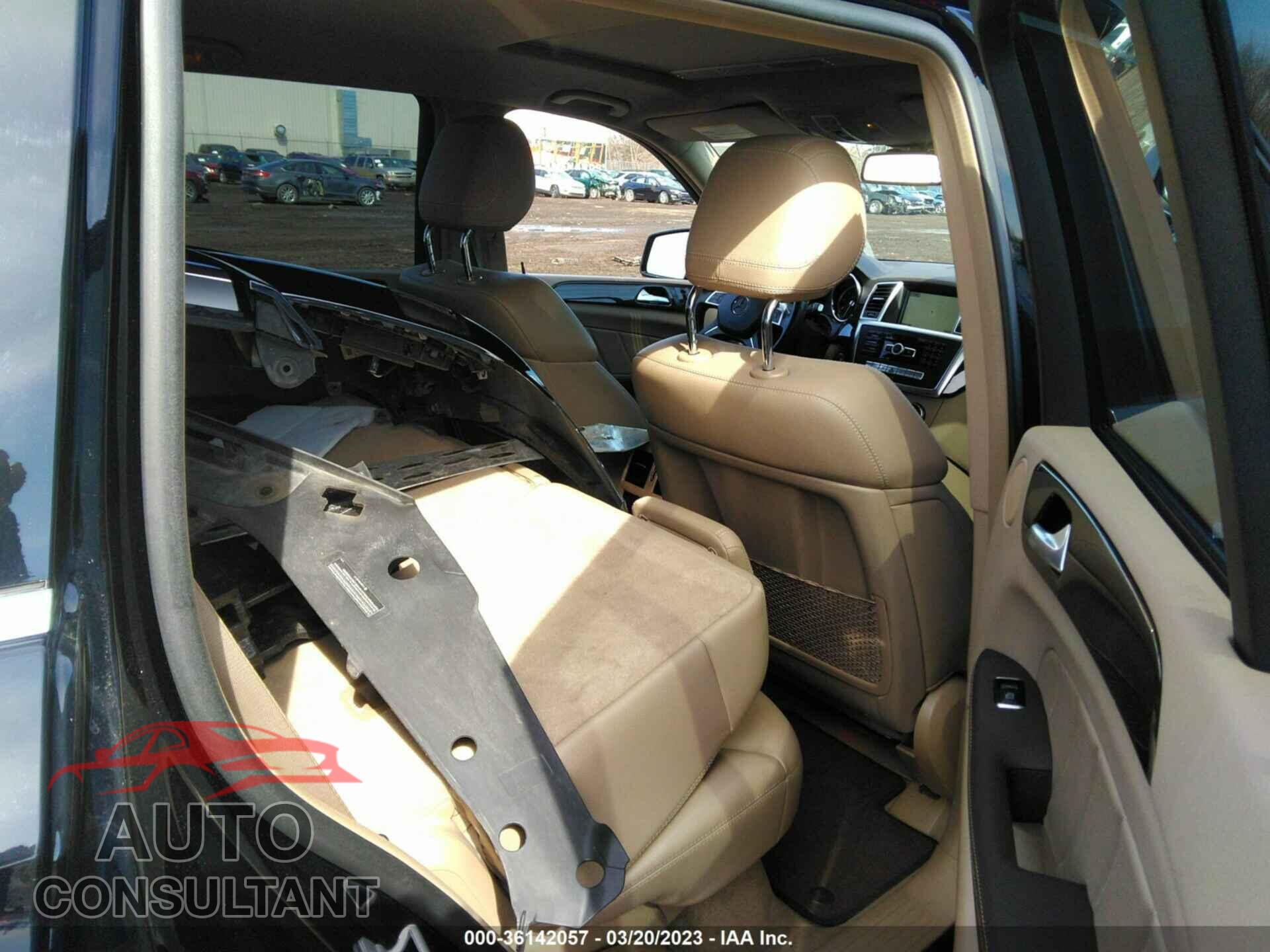 MERCEDES-BENZ GL-CLASS 2015 - 4JGDF6EEXFA448705