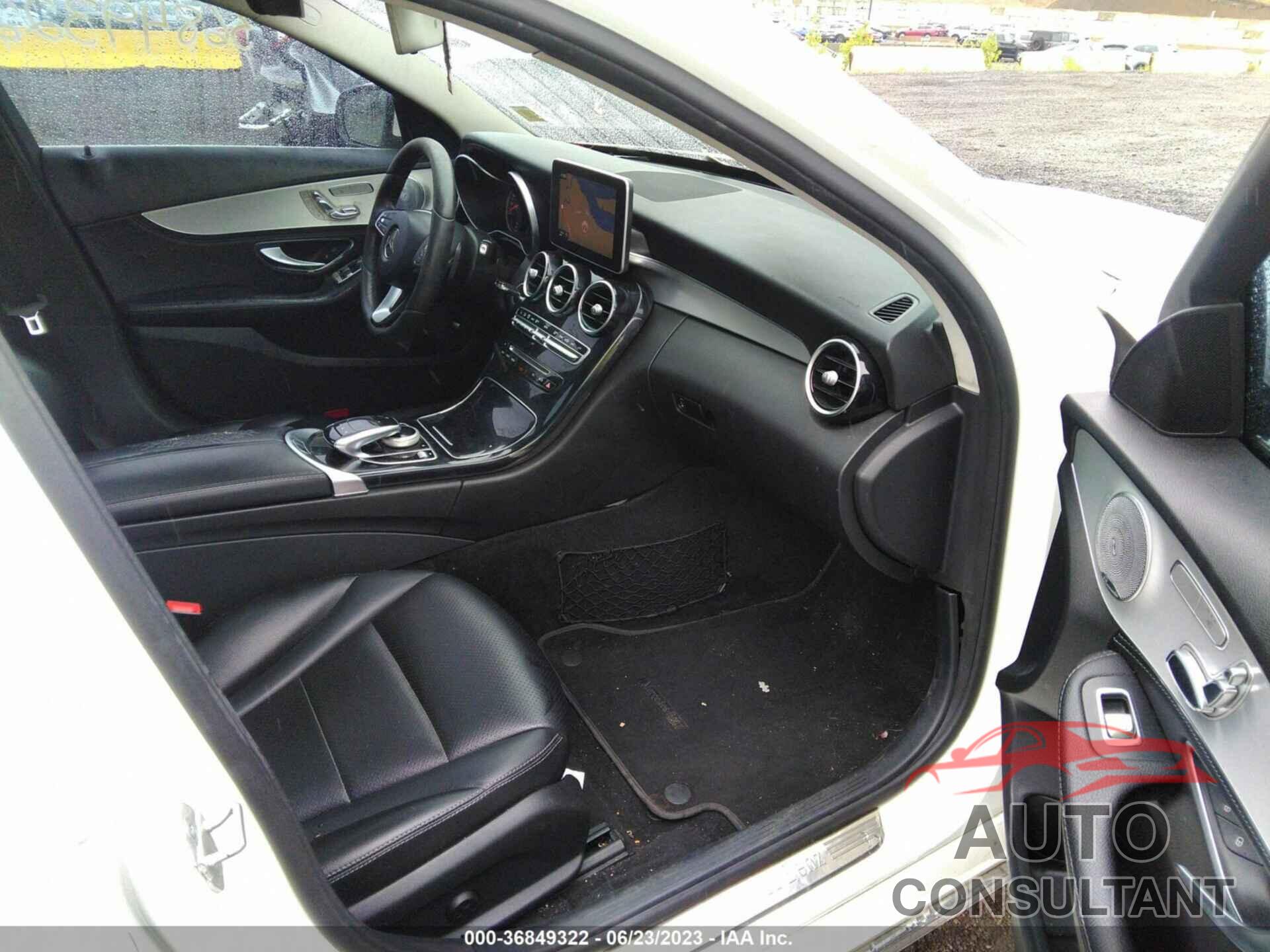 MERCEDES-BENZ C 300 2016 - 55SWF4KB0GU119014