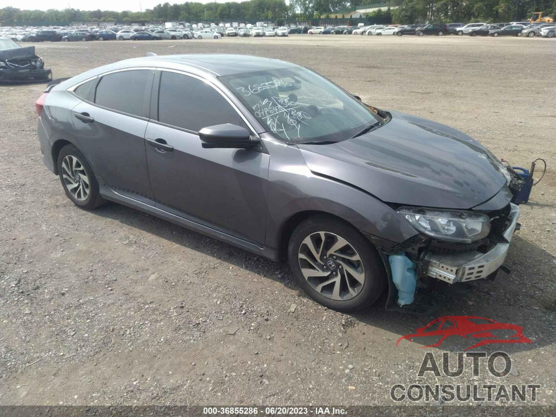 HONDA CIVIC 2018 - 2HGFC2F76JH559245