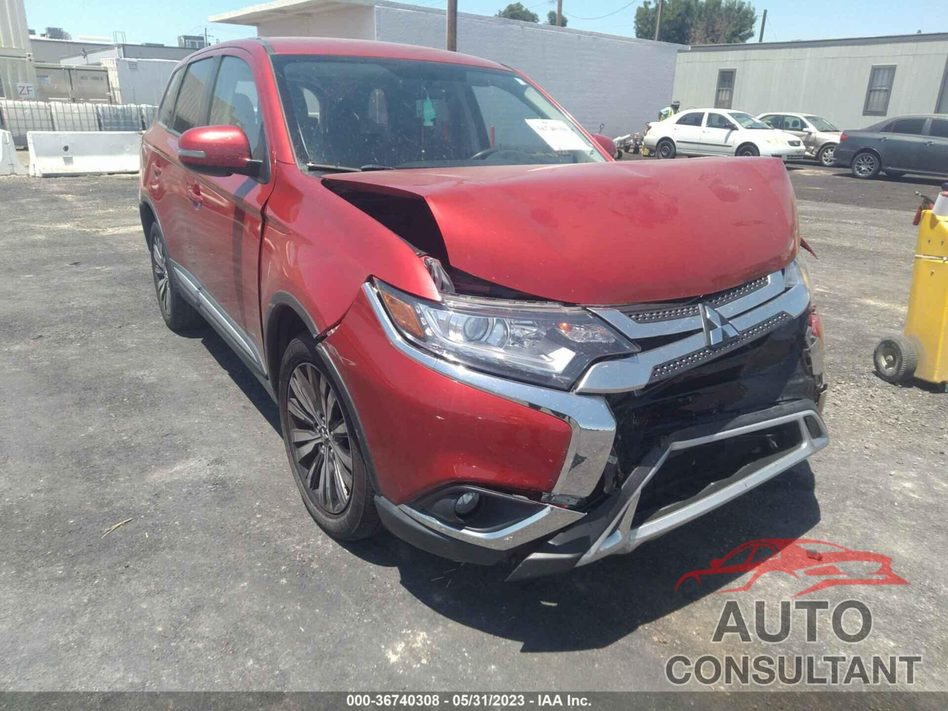 MITSUBISHI OUTLANDER 2019 - JA4AZ3A35KZ043892