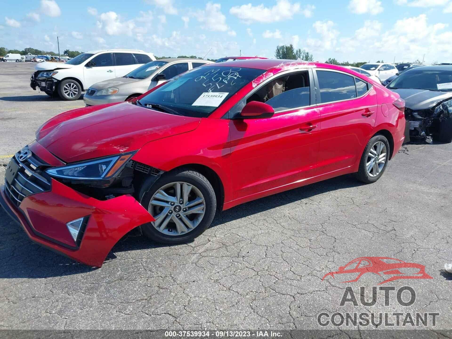 HYUNDAI ELANTRA 2020 - 5NPD84LF3LH565500