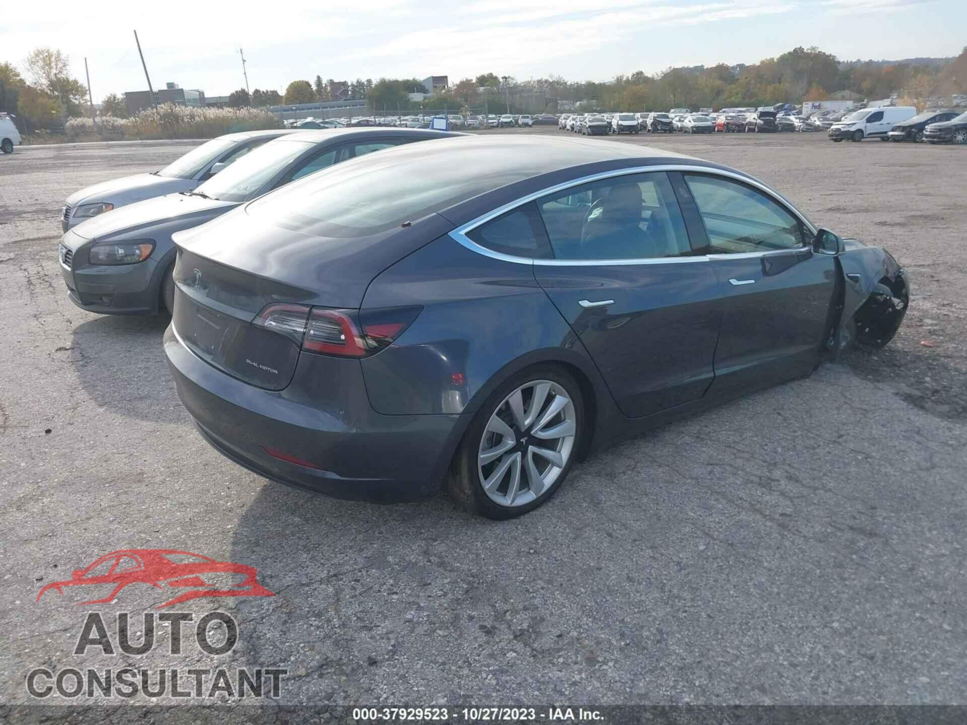 TESLA MODEL 3 2018 - 5YJ3E1EB3JF068715