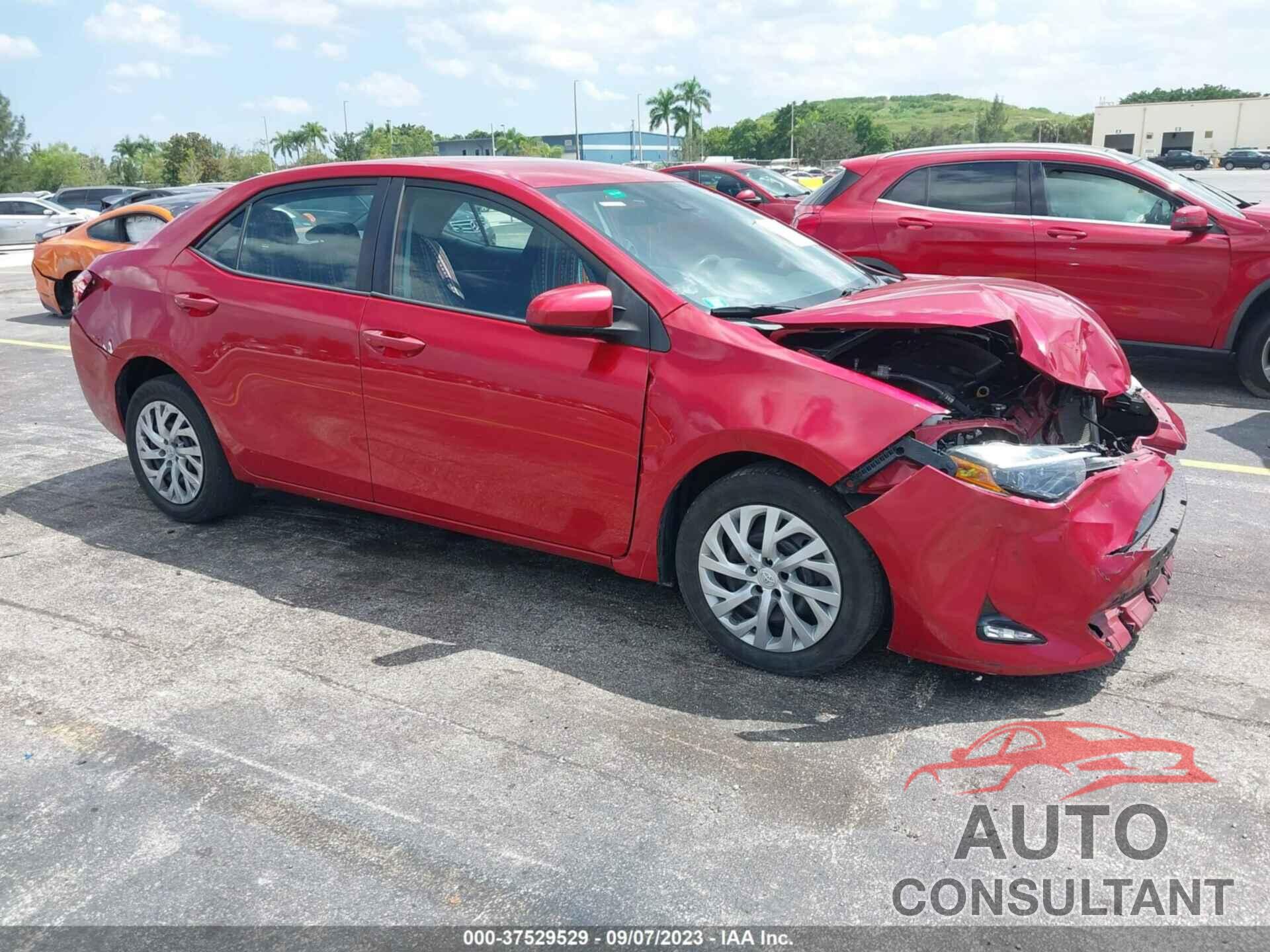 TOYOTA COROLLA 2017 - 2T1BURHE4HC947304