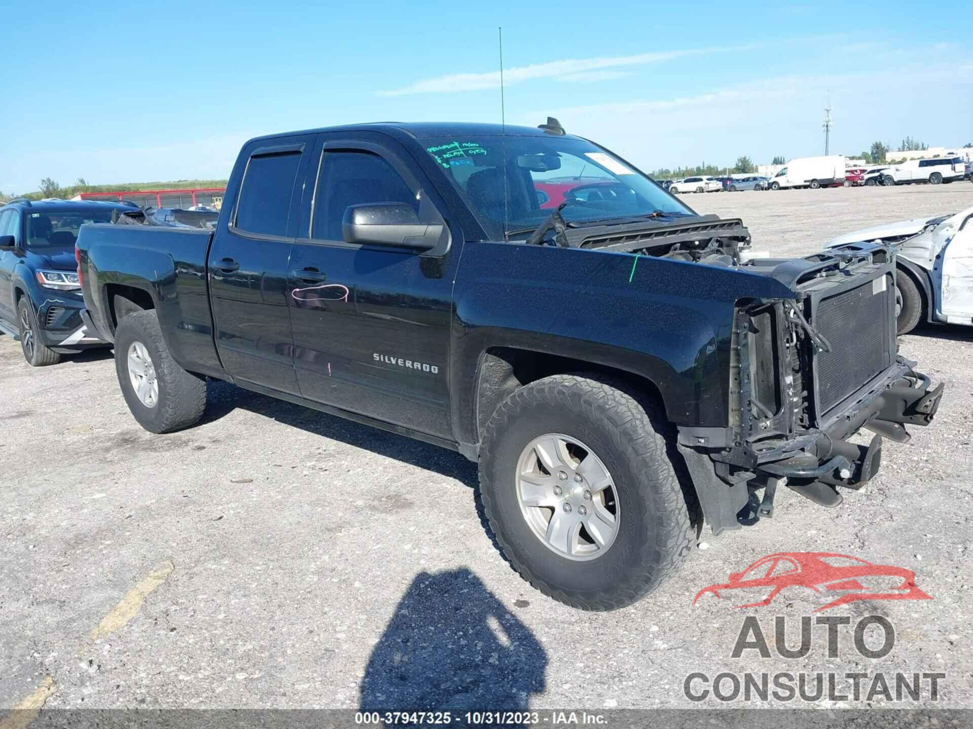 CHEVROLET SILVERADO 1500 2018 - 1GCRCRECXJZ183197