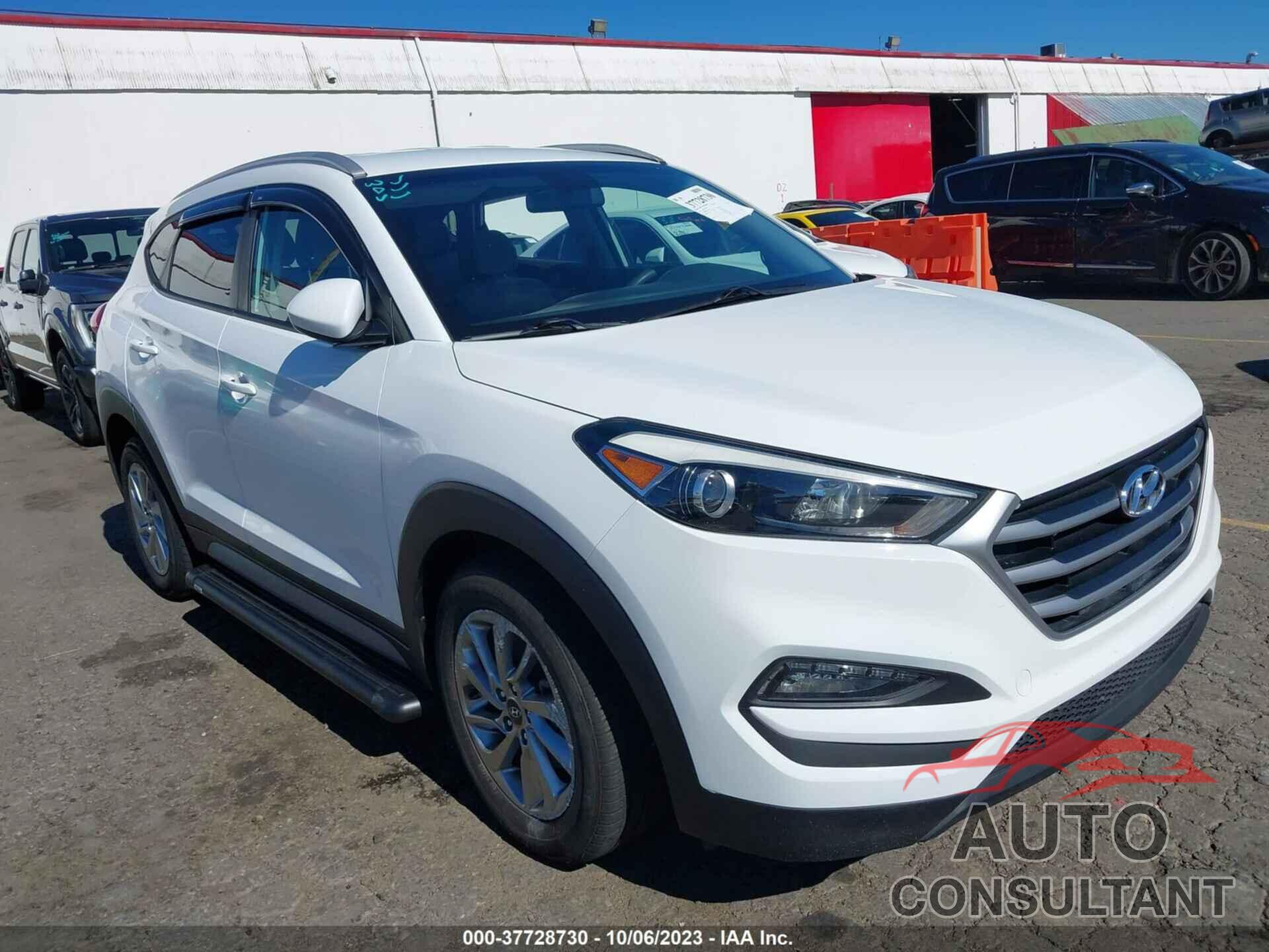 HYUNDAI TUCSON 2018 - KM8J33A40JU710407