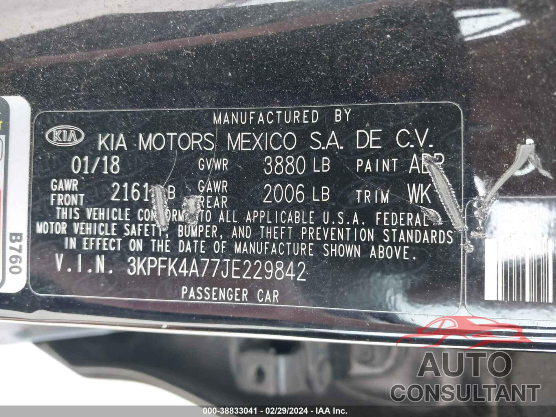 KIA FORTE 2018 - 3KPFK4A77JE229842