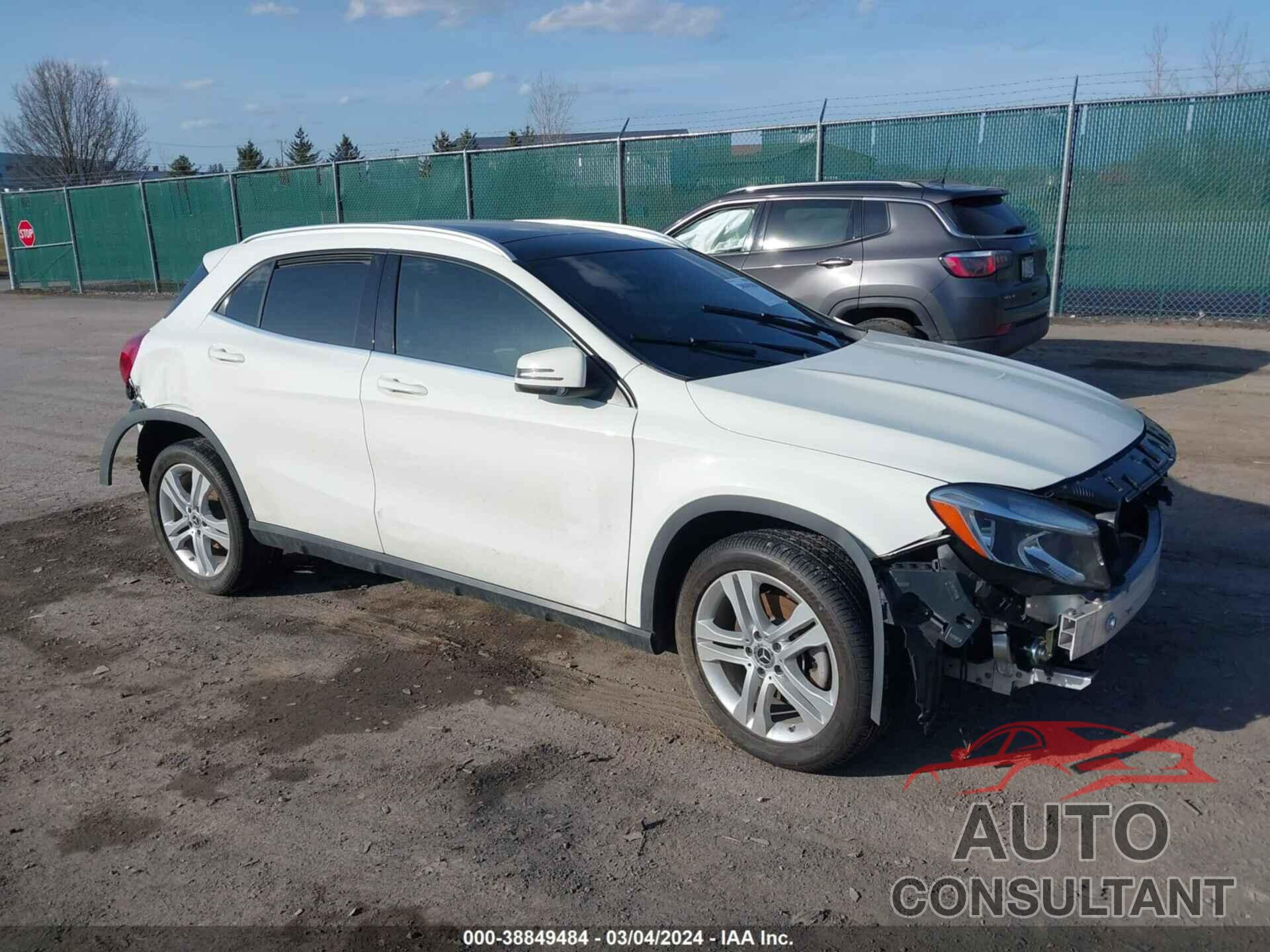 MERCEDES-BENZ GLA 250 2018 - WDCTG4GB8JJ443087