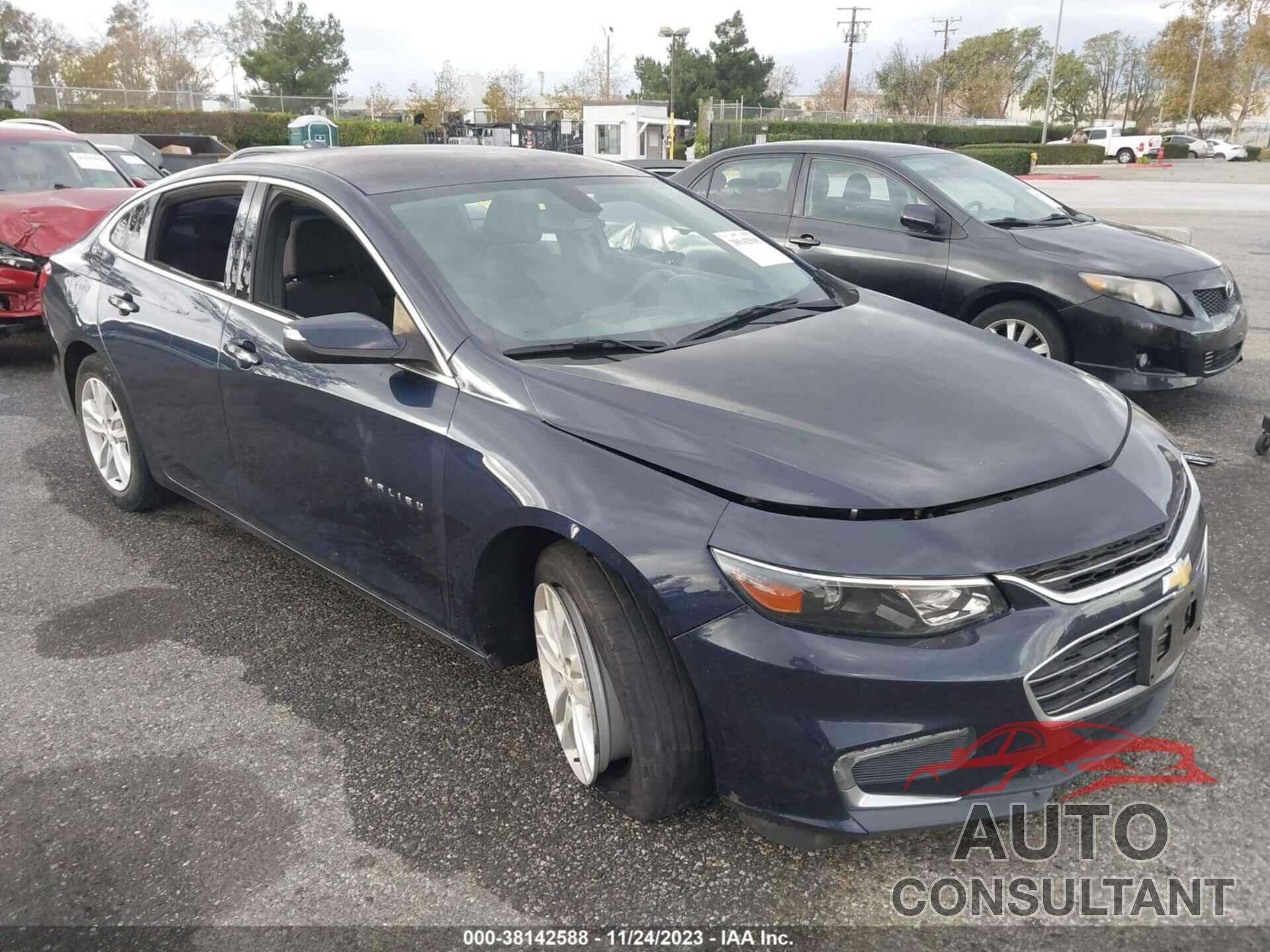 CHEVROLET MALIBU 2018 - 1G1ZD5ST2JF135908