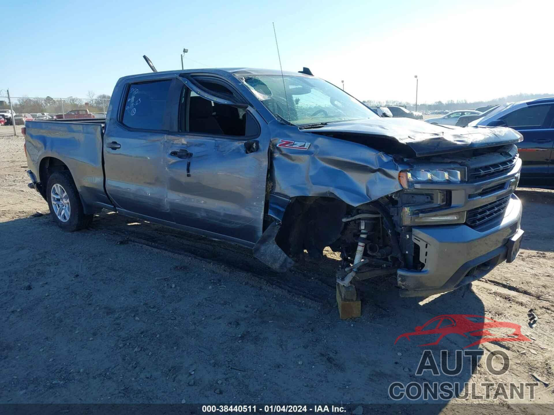 CHEVROLET SILVERADO 1500 2020 - 1GCUYEED8LZ149775