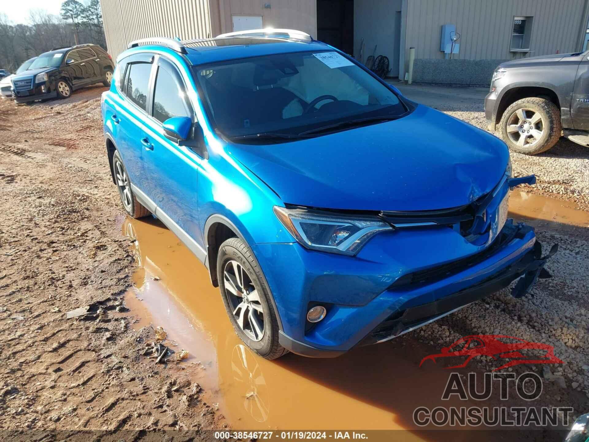 TOYOTA RAV4 2018 - JTMWFREV9JJ736576