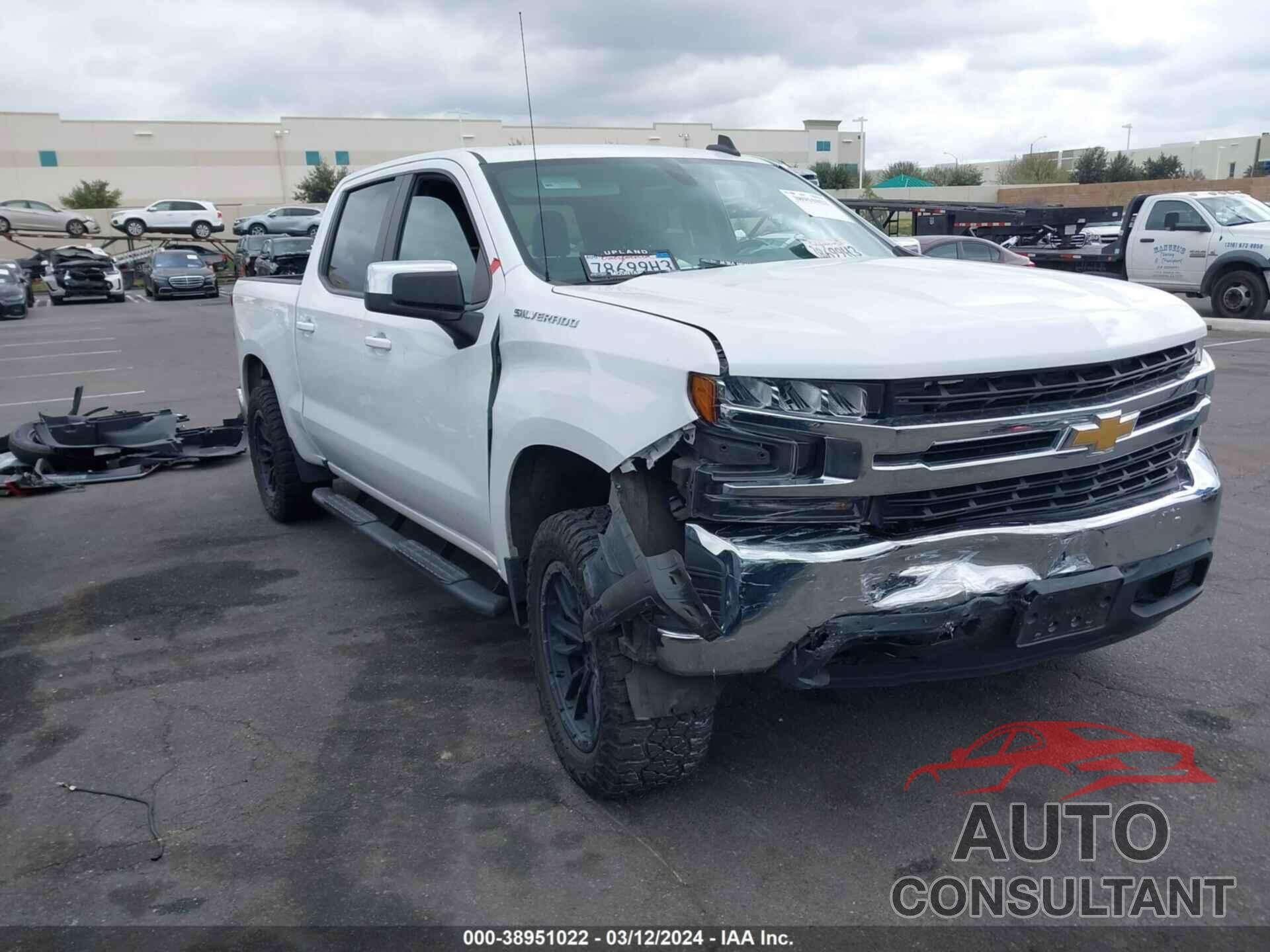 CHEVROLET SILVERADO 1500 2021 - 1GCPWCED0MZ391114