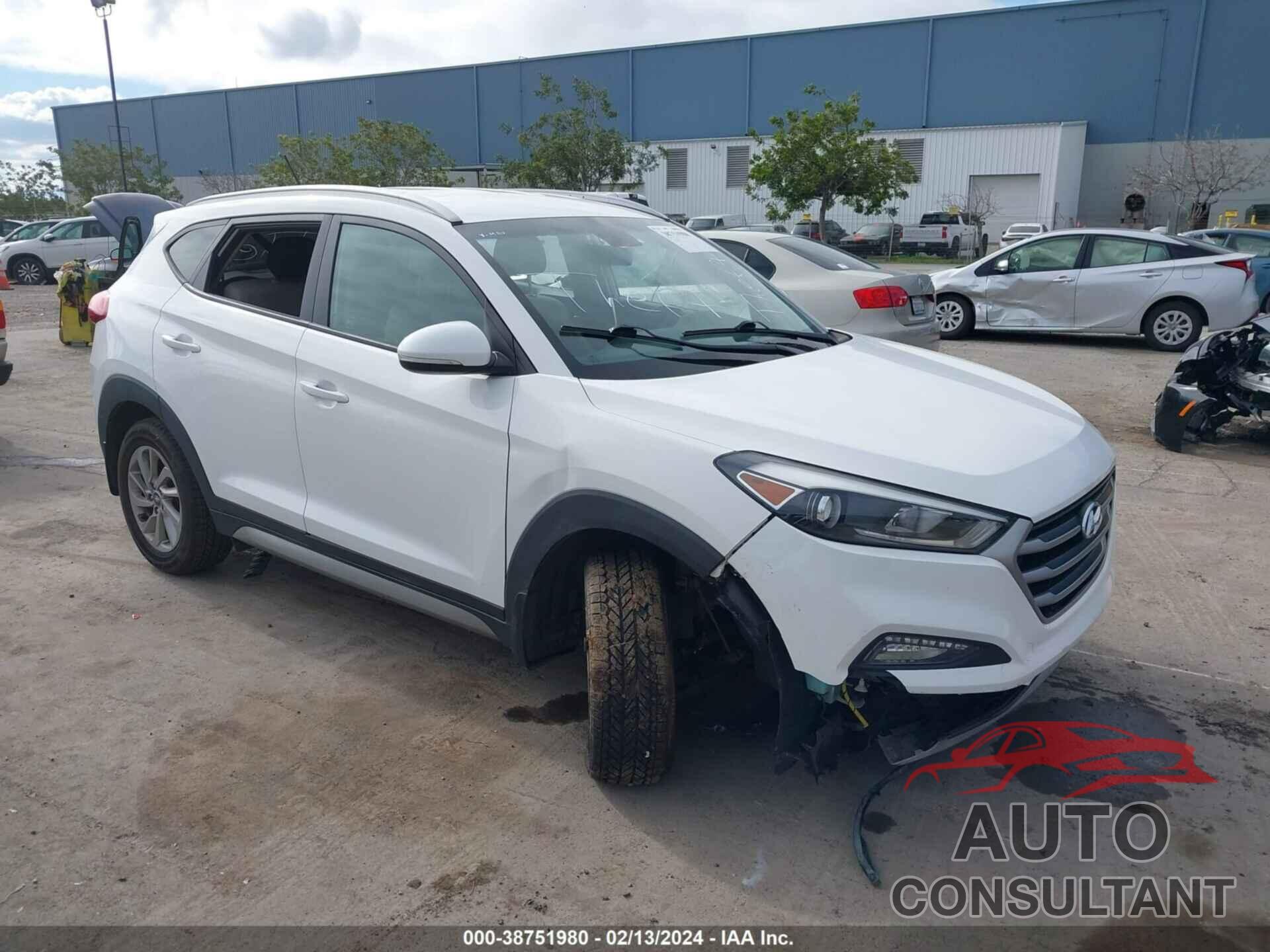 HYUNDAI TUCSON 2017 - KM8J3CA21HU316679