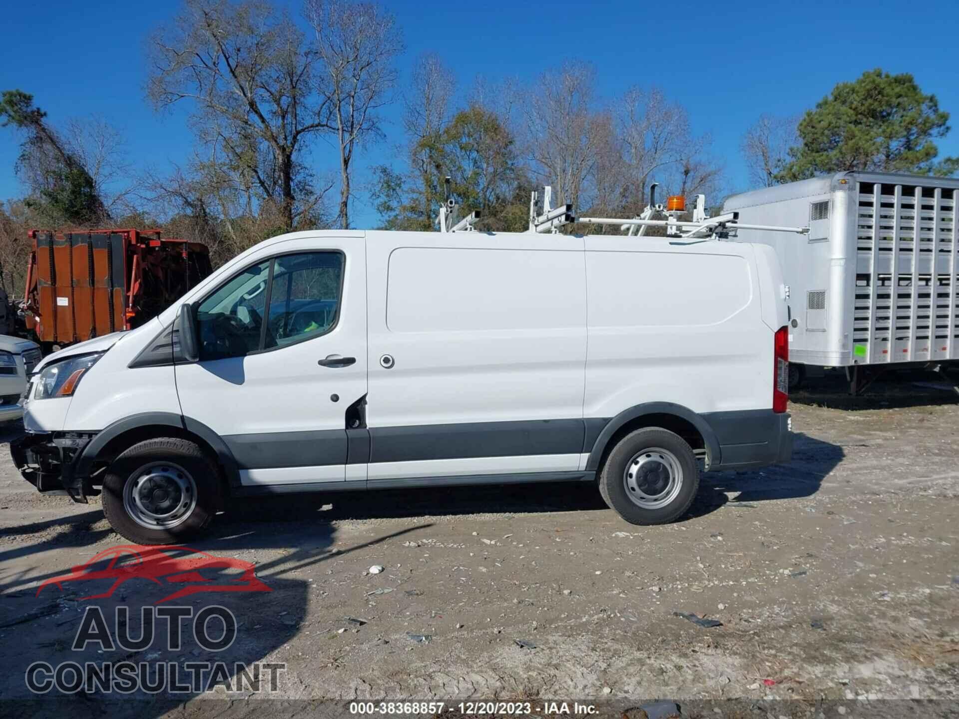FORD TRANSIT-150 2017 - 1FTYE1ZM5HKA69332