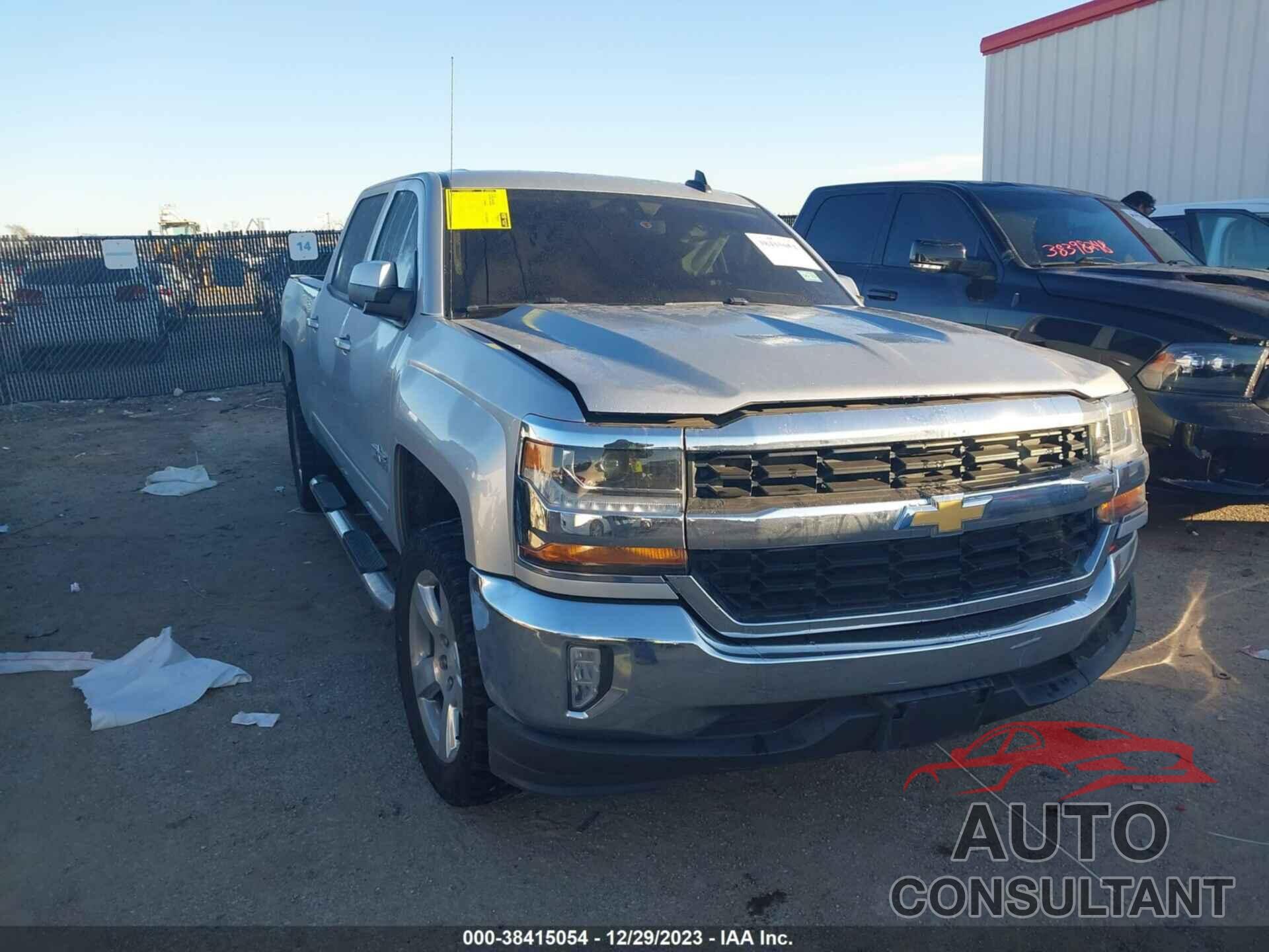 CHEVROLET SILVERADO 1500 2018 - 3GCPCREC6JG201914