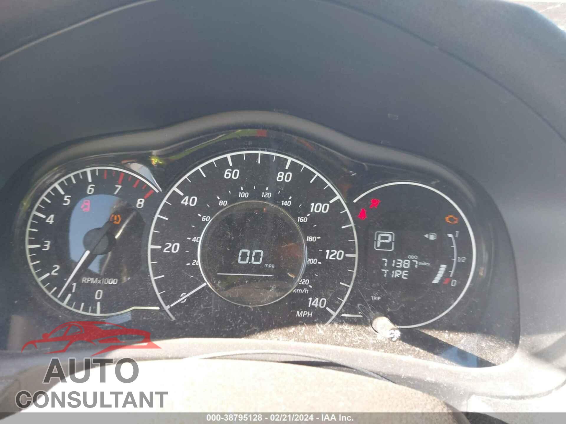 NISSAN VERSA NOTE 2017 - 3N1CE2CP2HL378468