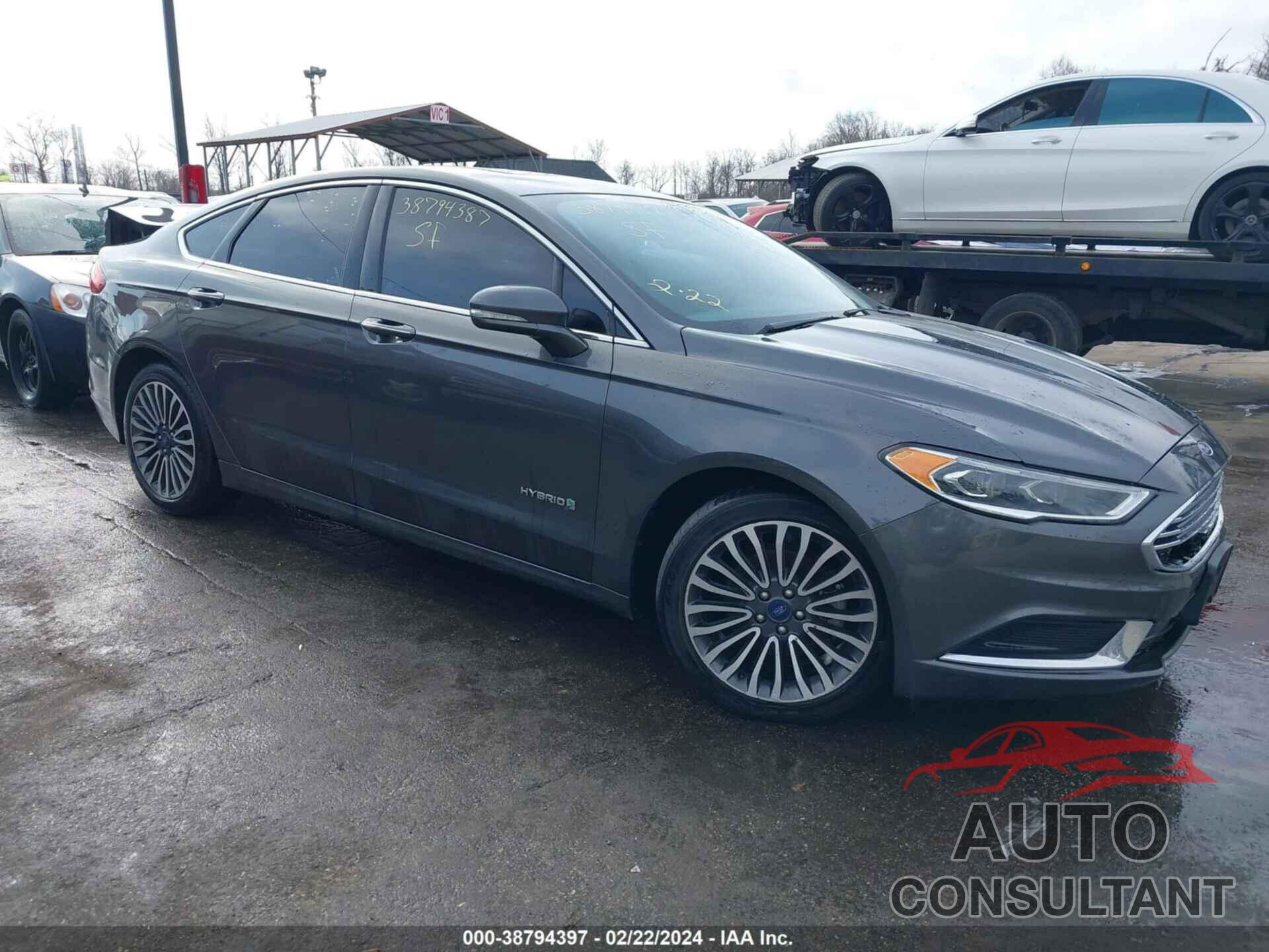 FORD FUSION HYBRID 2018 - 3FA6P0LUXJR174413