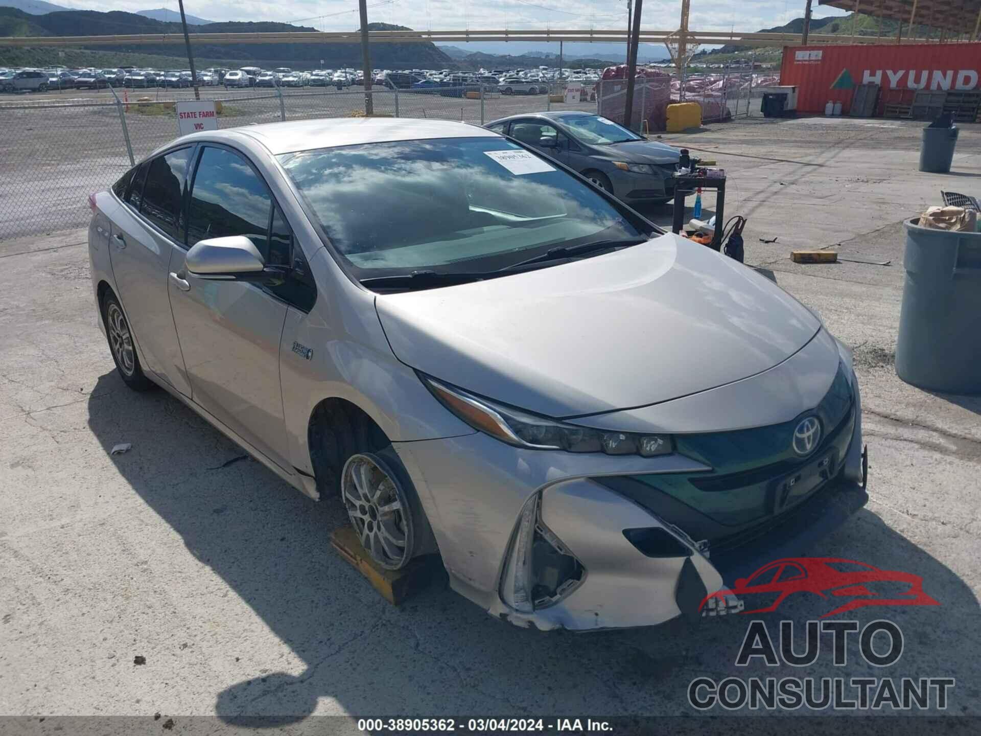 TOYOTA PRIUS PRIME 2018 - JTDKARFP5J3079857