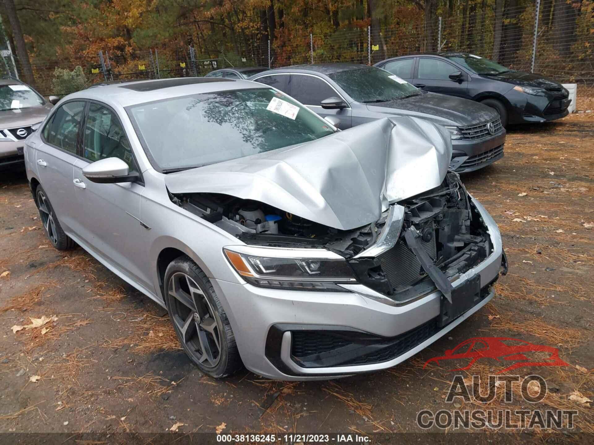 VOLKSWAGEN PASSAT 2020 - 1VWMA7A32LC008357