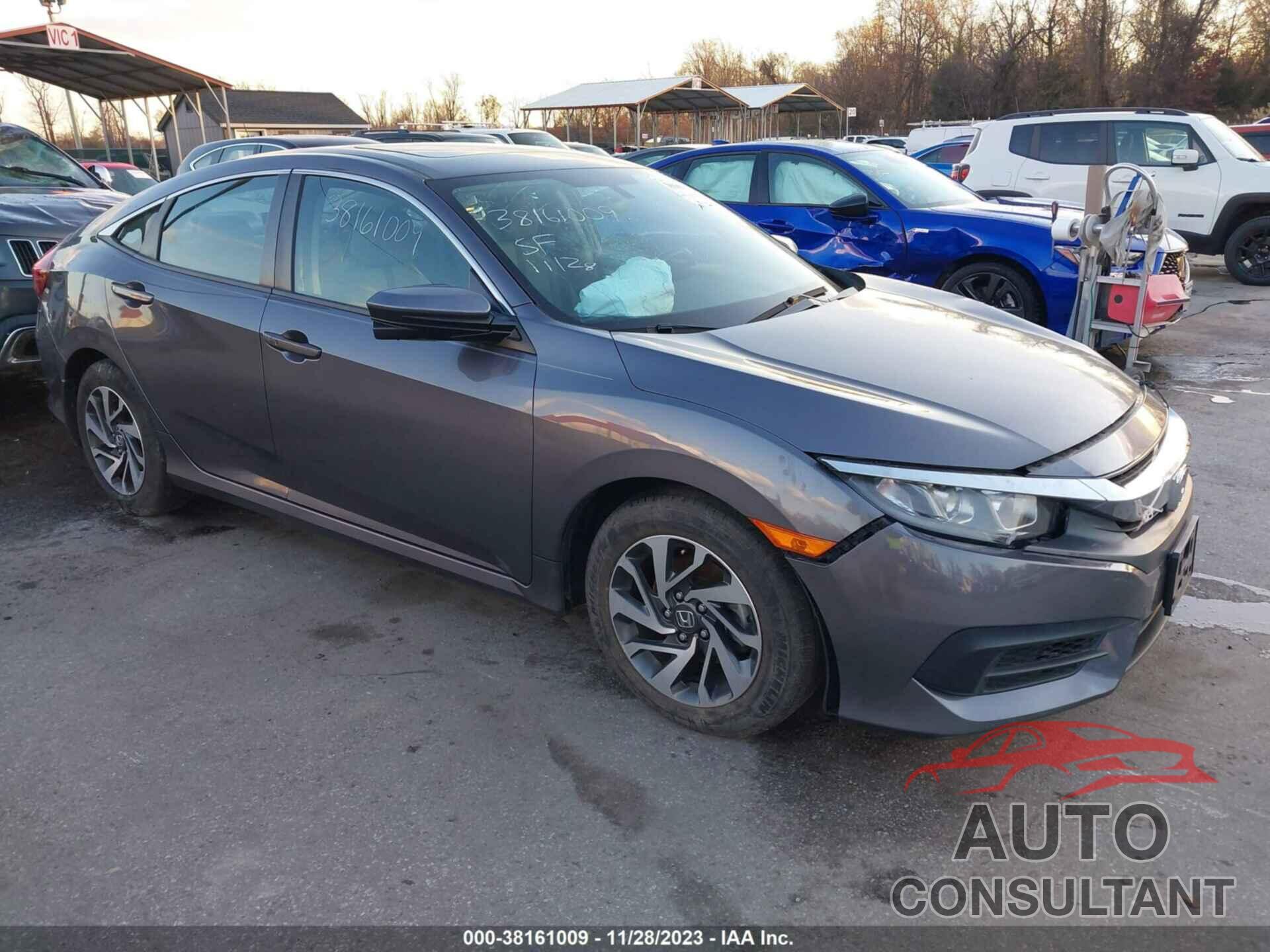 HONDA CIVIC 2018 - 2HGFC2F72JH540630