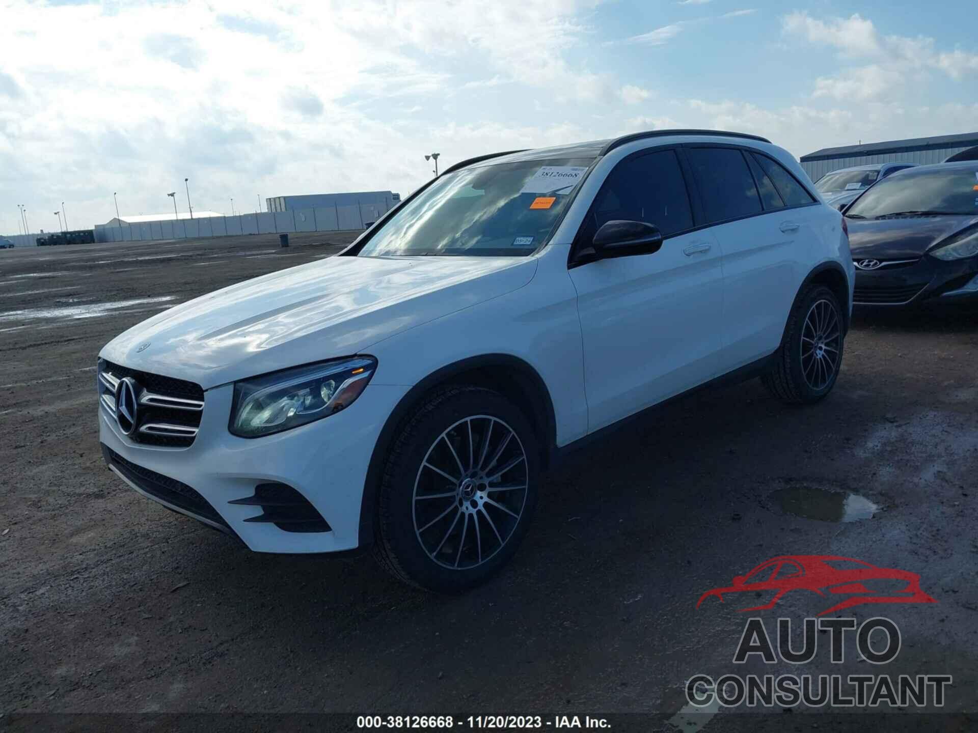 MERCEDES-BENZ GLC 300 2018 - WDC0G4JB2JV099745