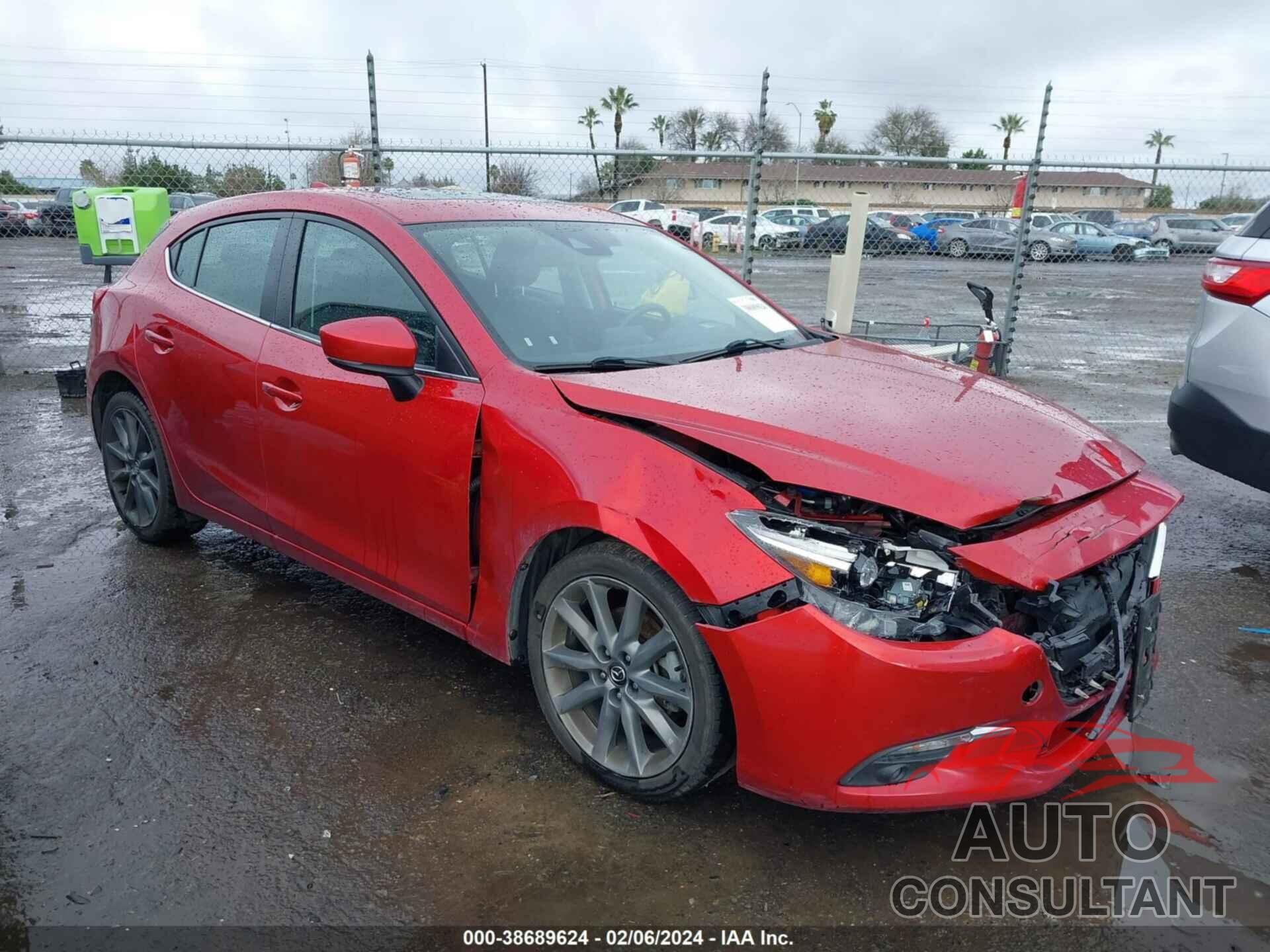 MAZDA MAZDA3 2018 - 3MZBN1M32JM192697