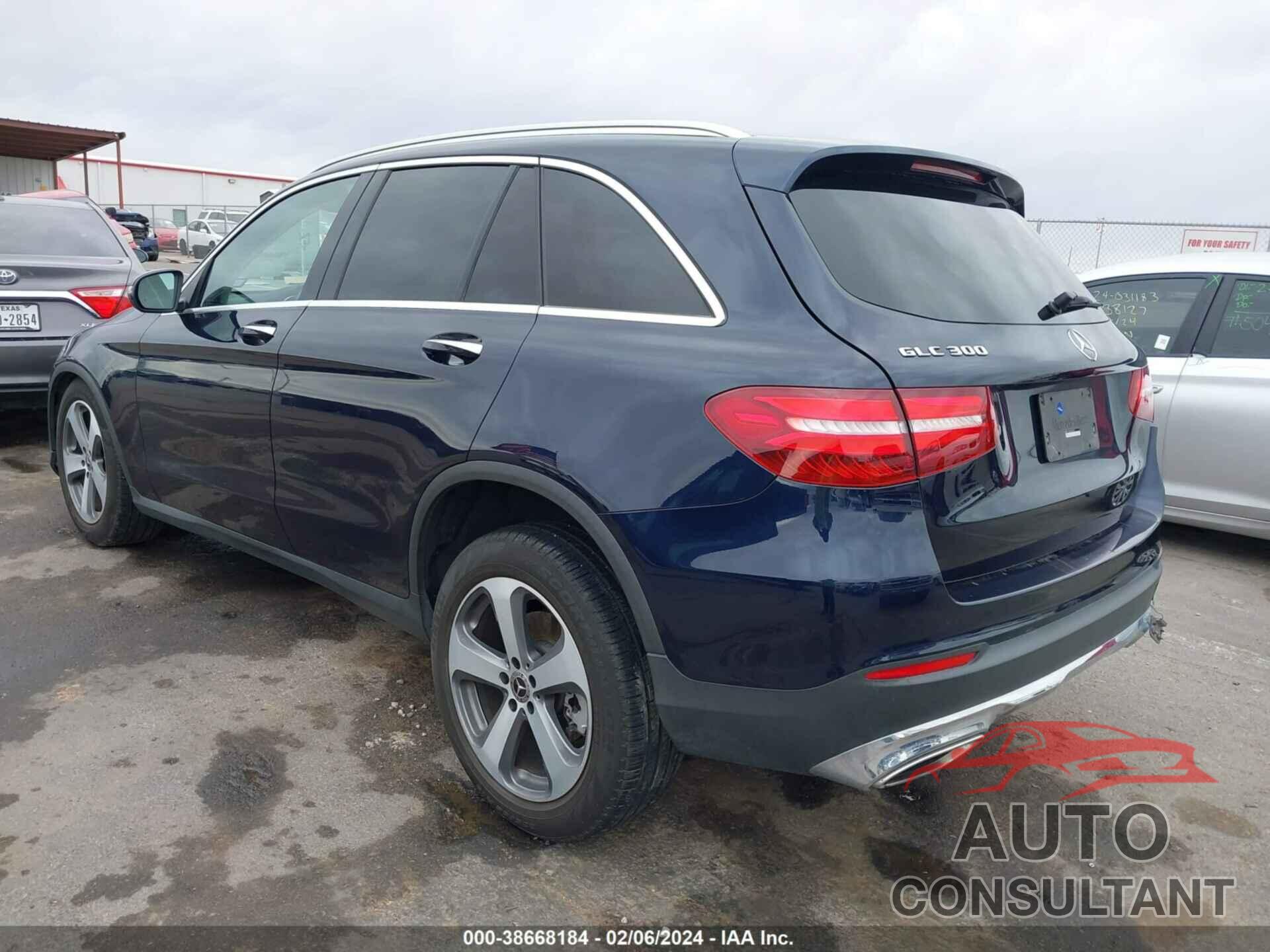 MERCEDES-BENZ GLC 300 2019 - WDC0G4JB2KV138691