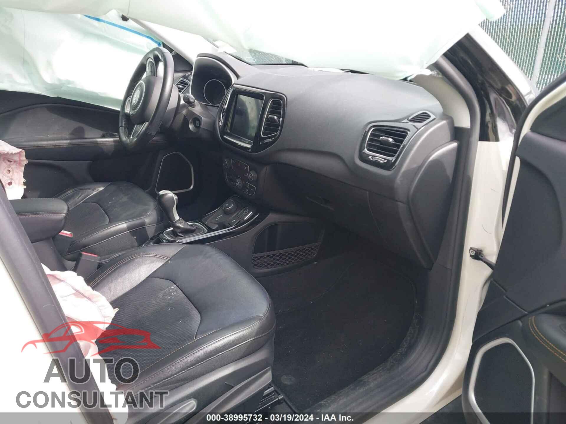 JEEP COMPASS 2019 - 3C4NJDCB1KT672775