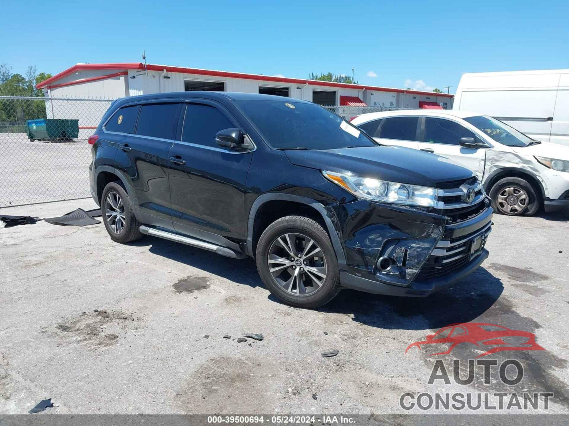 TOYOTA HIGHLANDER 2019 - 5TDZZRFH2KS347019