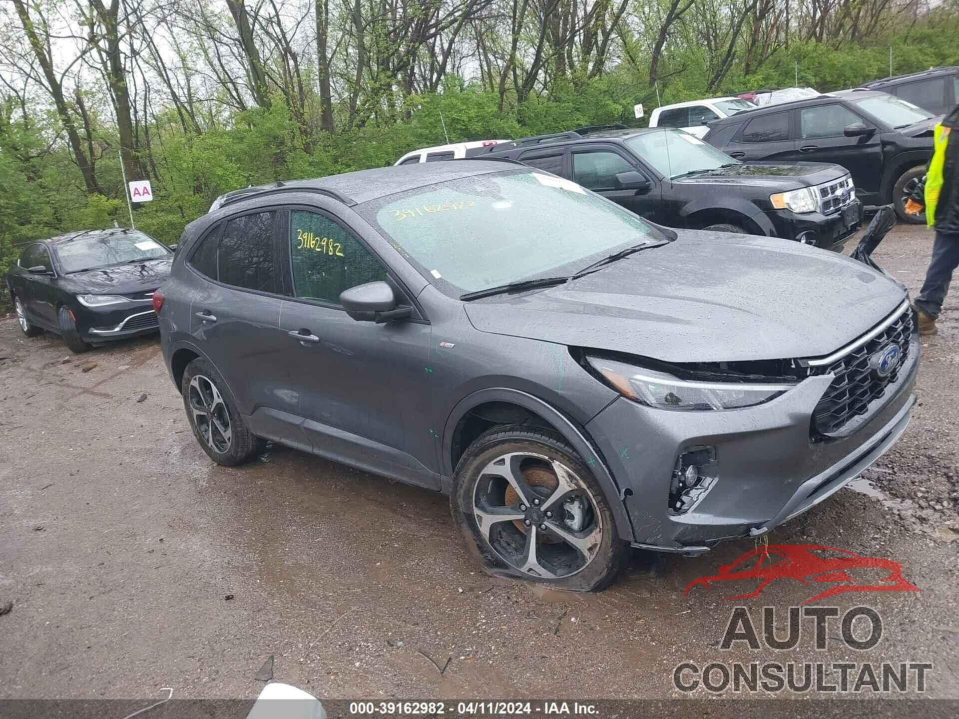 FORD ESCAPE 2023 - 1FMCU9PA7PUA12648