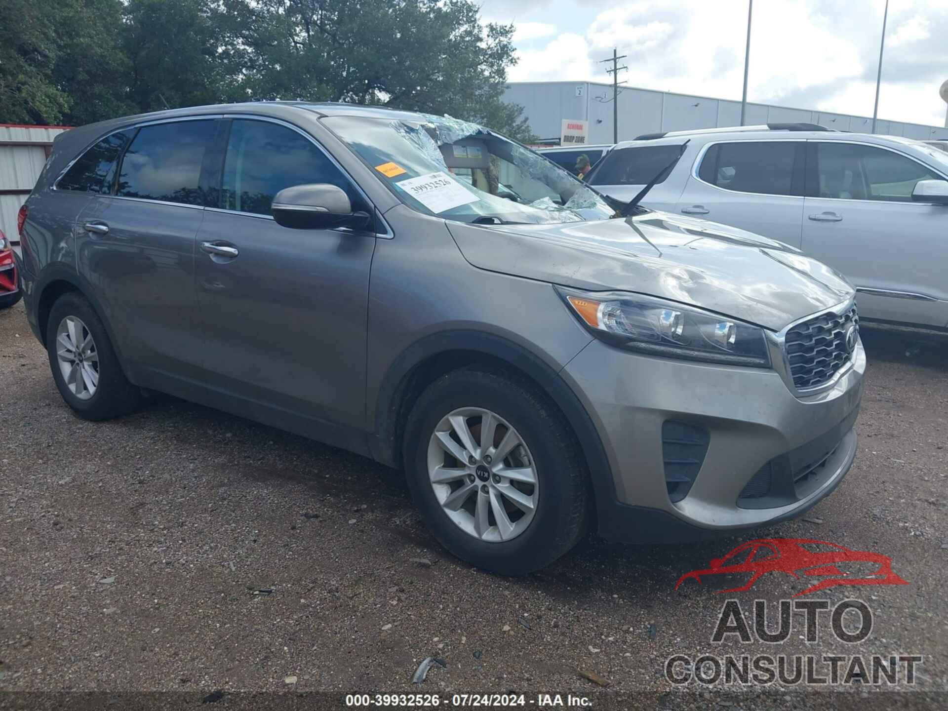 KIA SORENTO 2019 - 5XYPG4A51KG532382