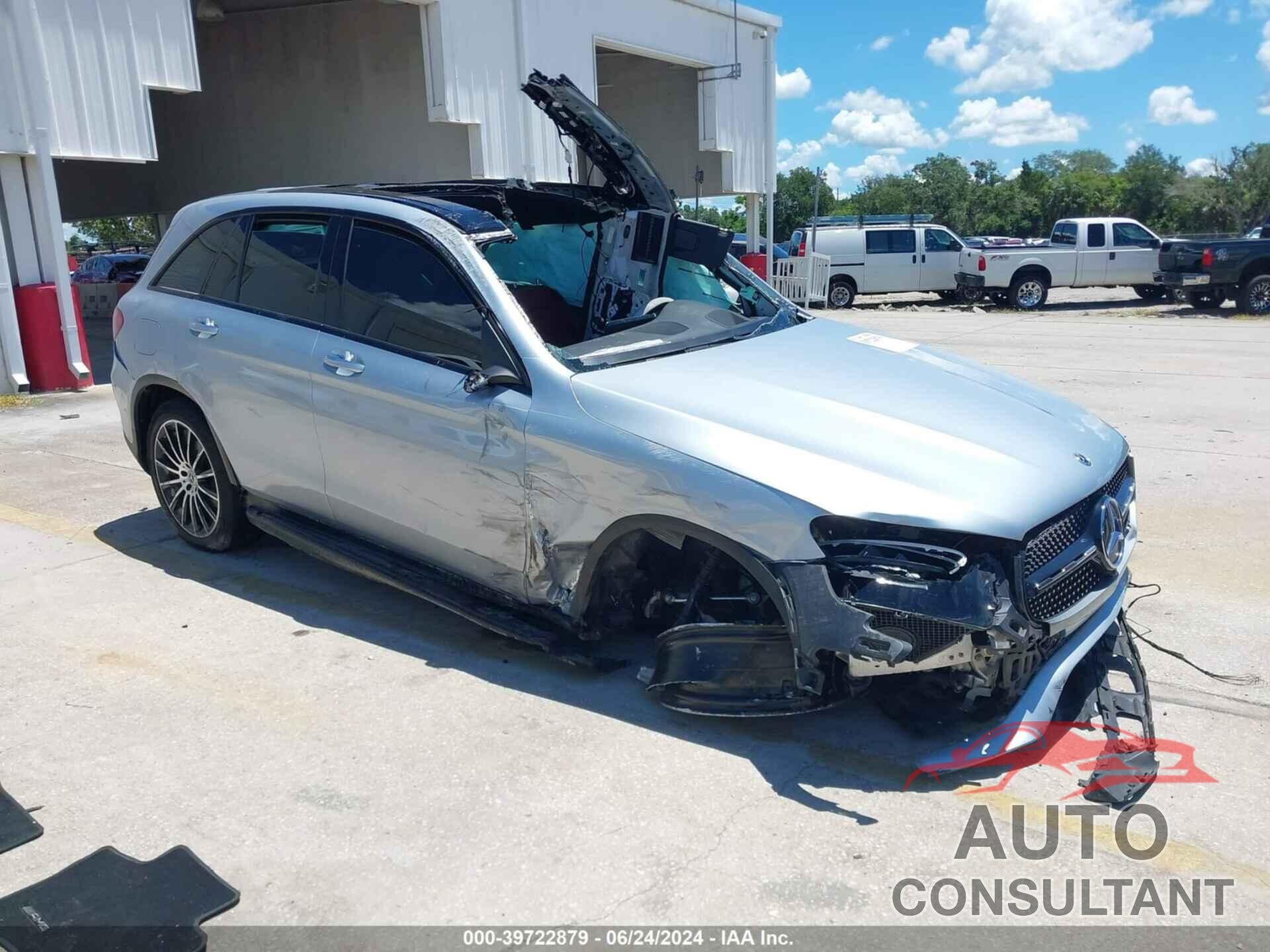 MERCEDES-BENZ GLC 300 2022 - W1N0G8DB8NG020610