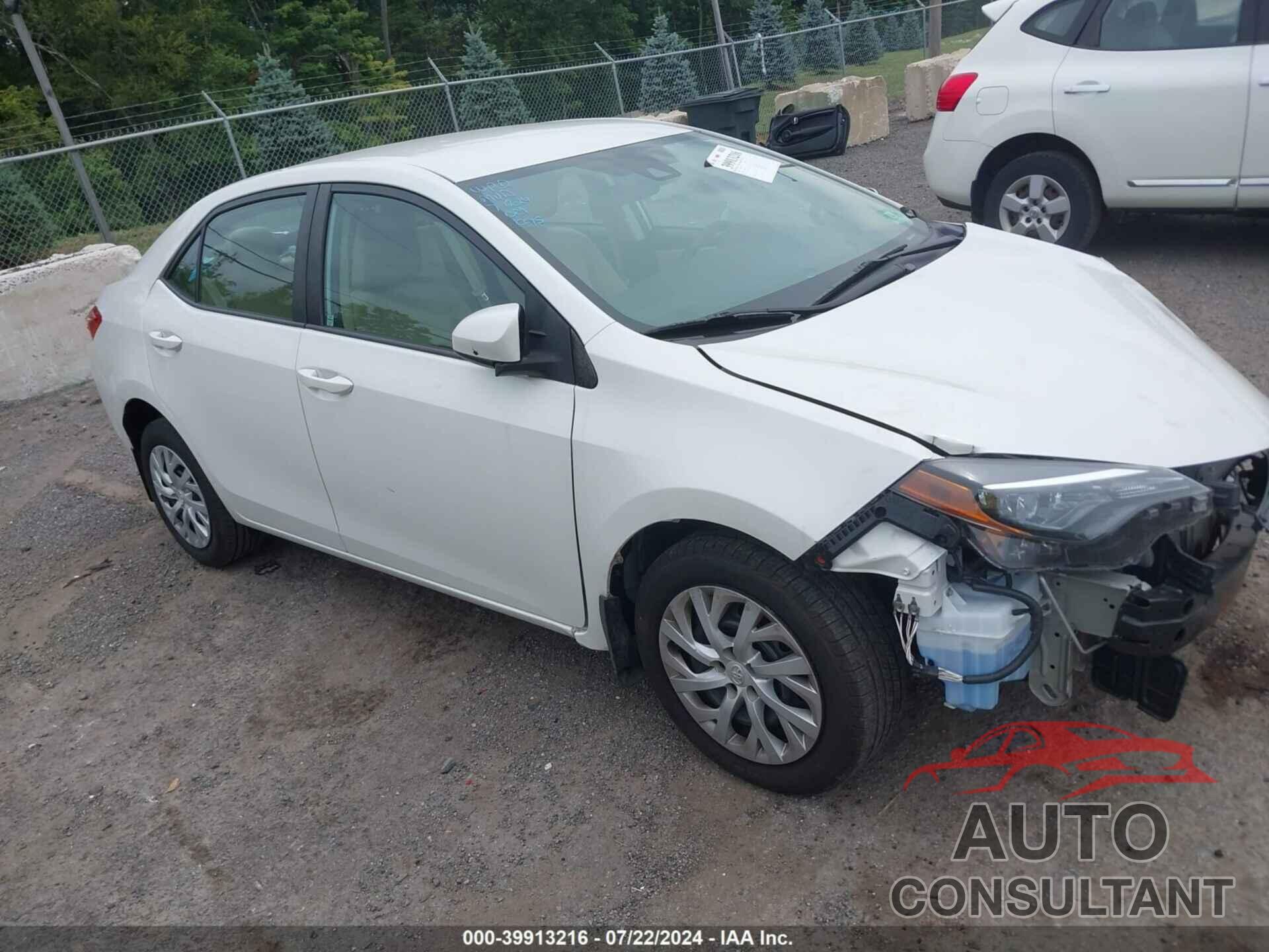 TOYOTA COROLLA 2018 - 5YFBURHE4JP807954