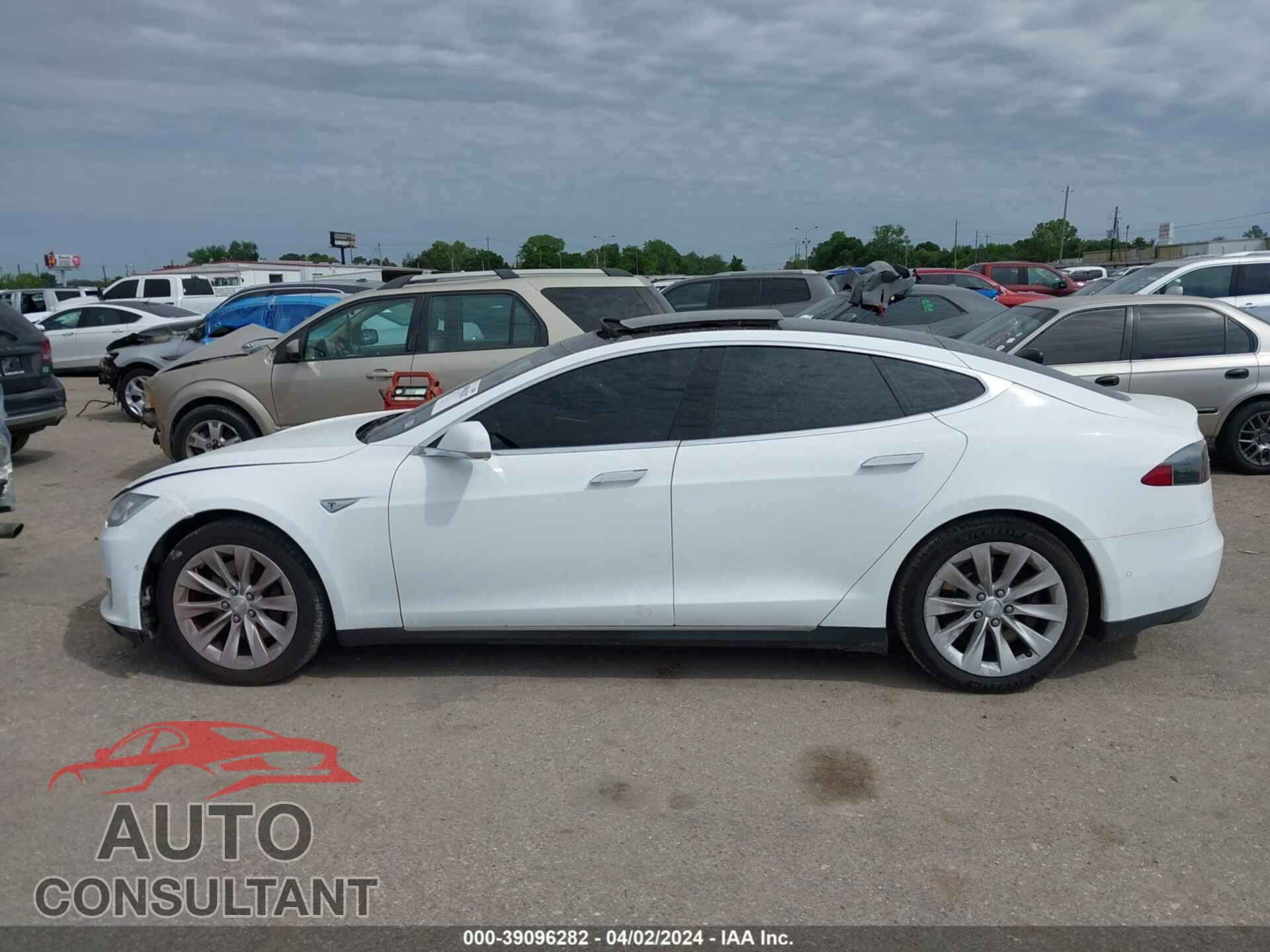 TESLA MODEL S 2016 - 5YJSA1E12GF134792