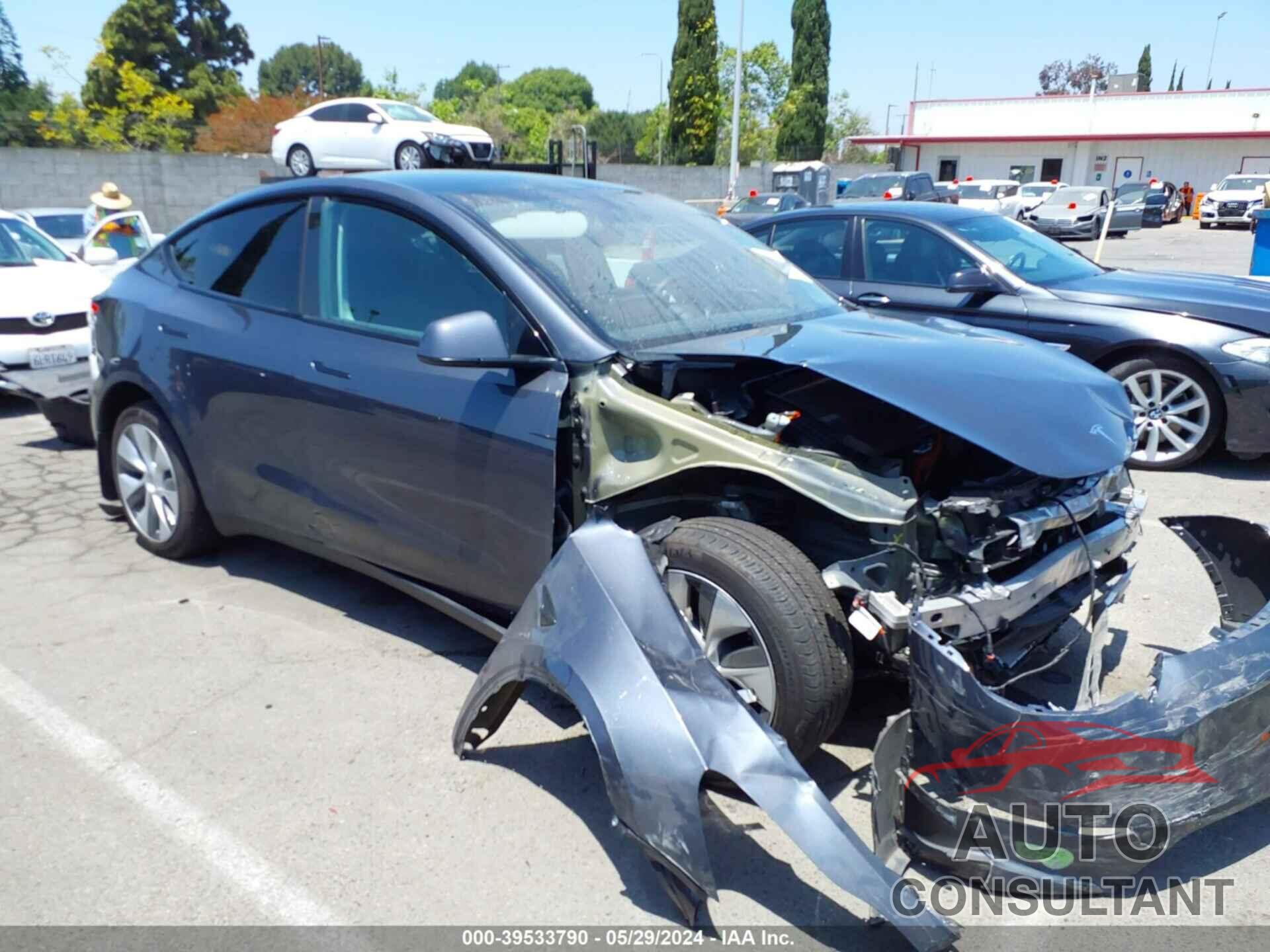 TESLA MODEL Y 2023 - 7SAYGDEEXPA035733