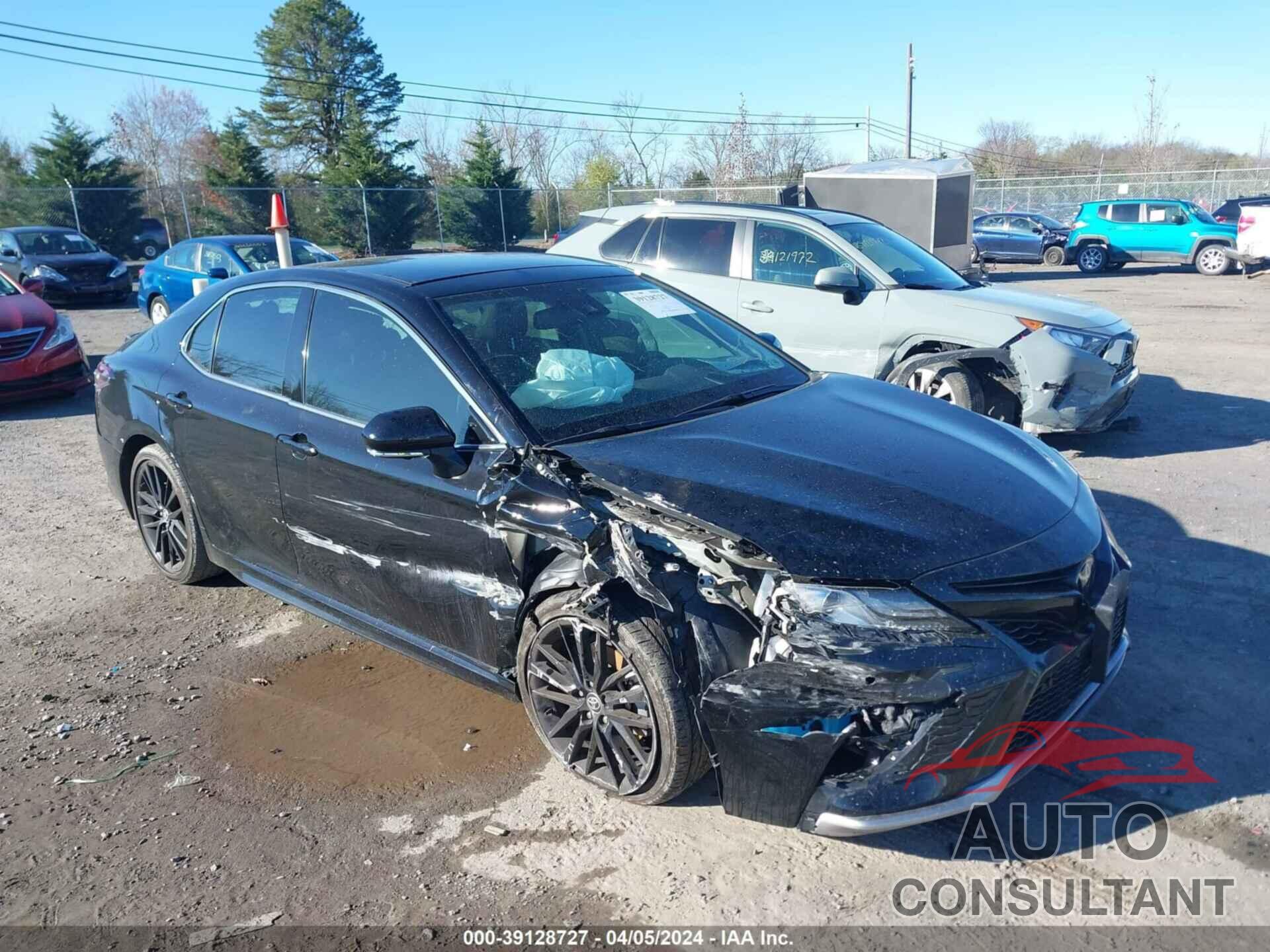 TOYOTA CAMRY 2022 - 4T1KZ1AK7NU063984