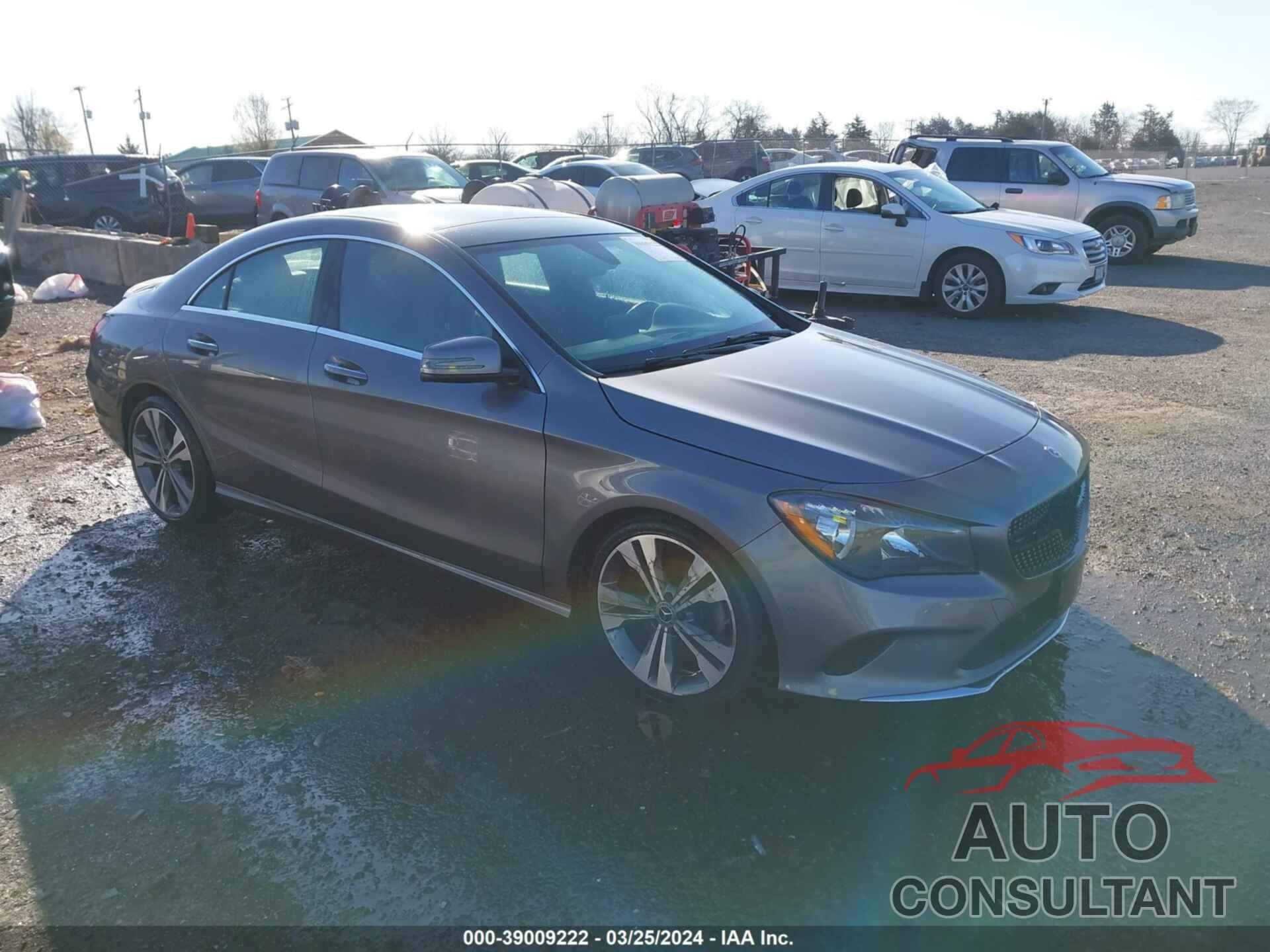 MERCEDES-BENZ CLA 250 2019 - WDDSJ4GBXKN744334