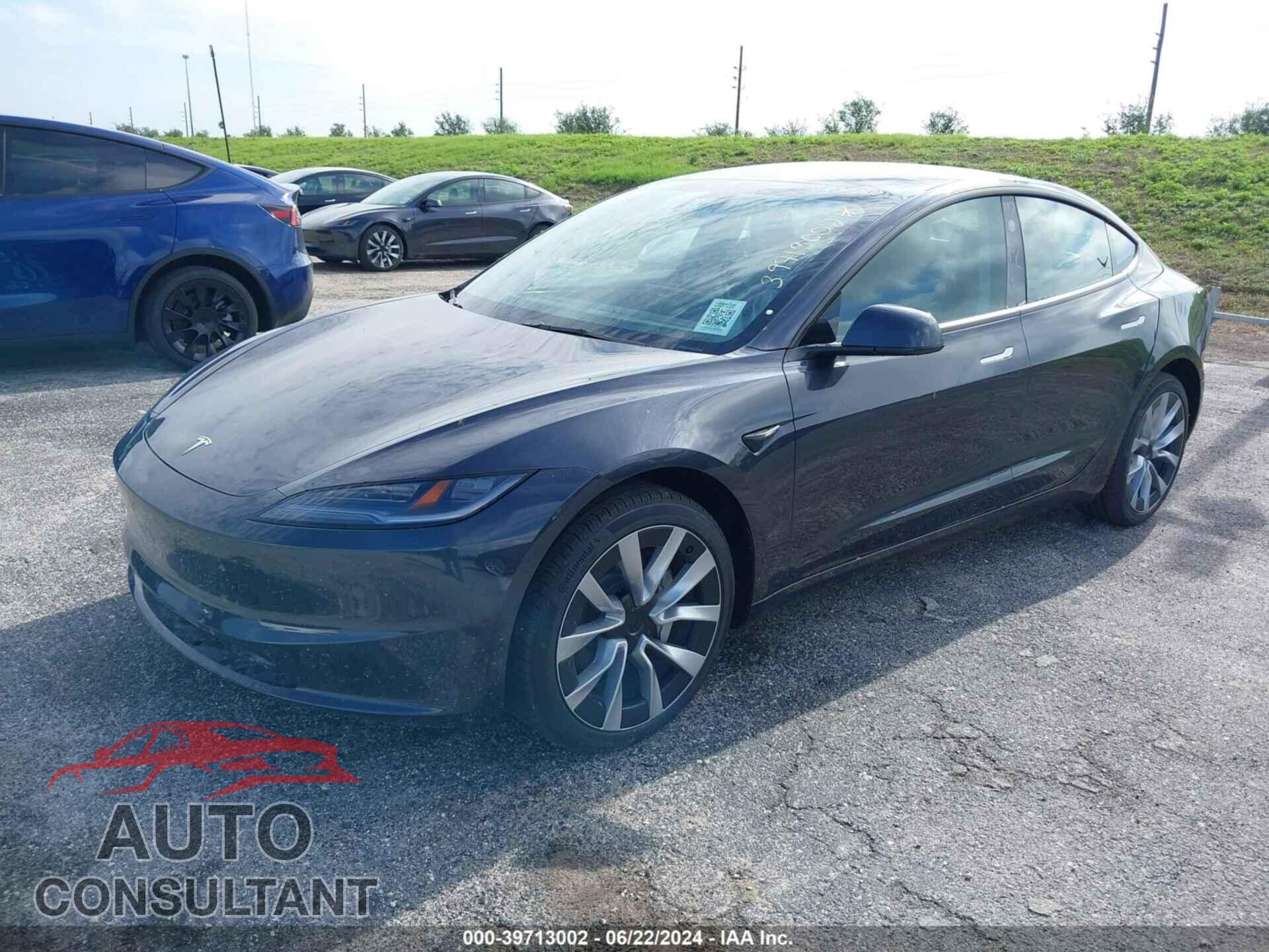 TESLA MODEL 3 2024 - 5YJ3E1EA9RF752400