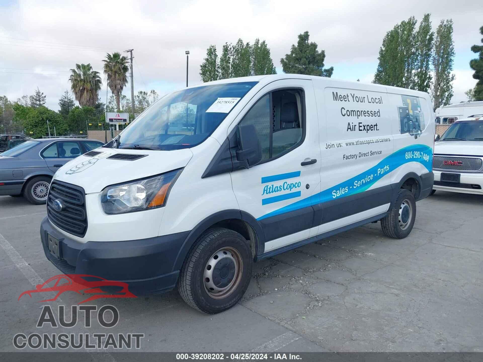 FORD TRANSIT-250 2019 - 1FTYR1YM8KKA37875