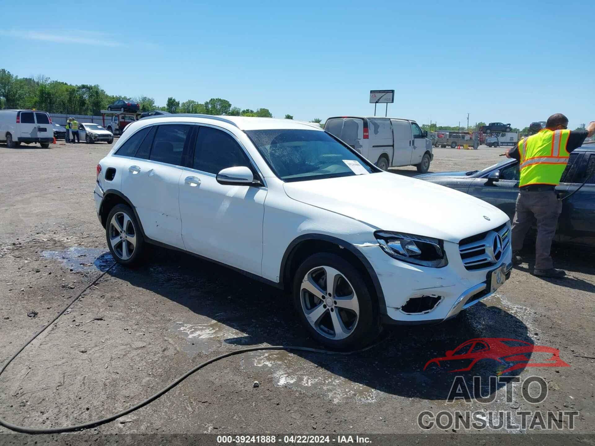 MERCEDES-BENZ GLC 300 2016 - WDC0G4JB5GF052728