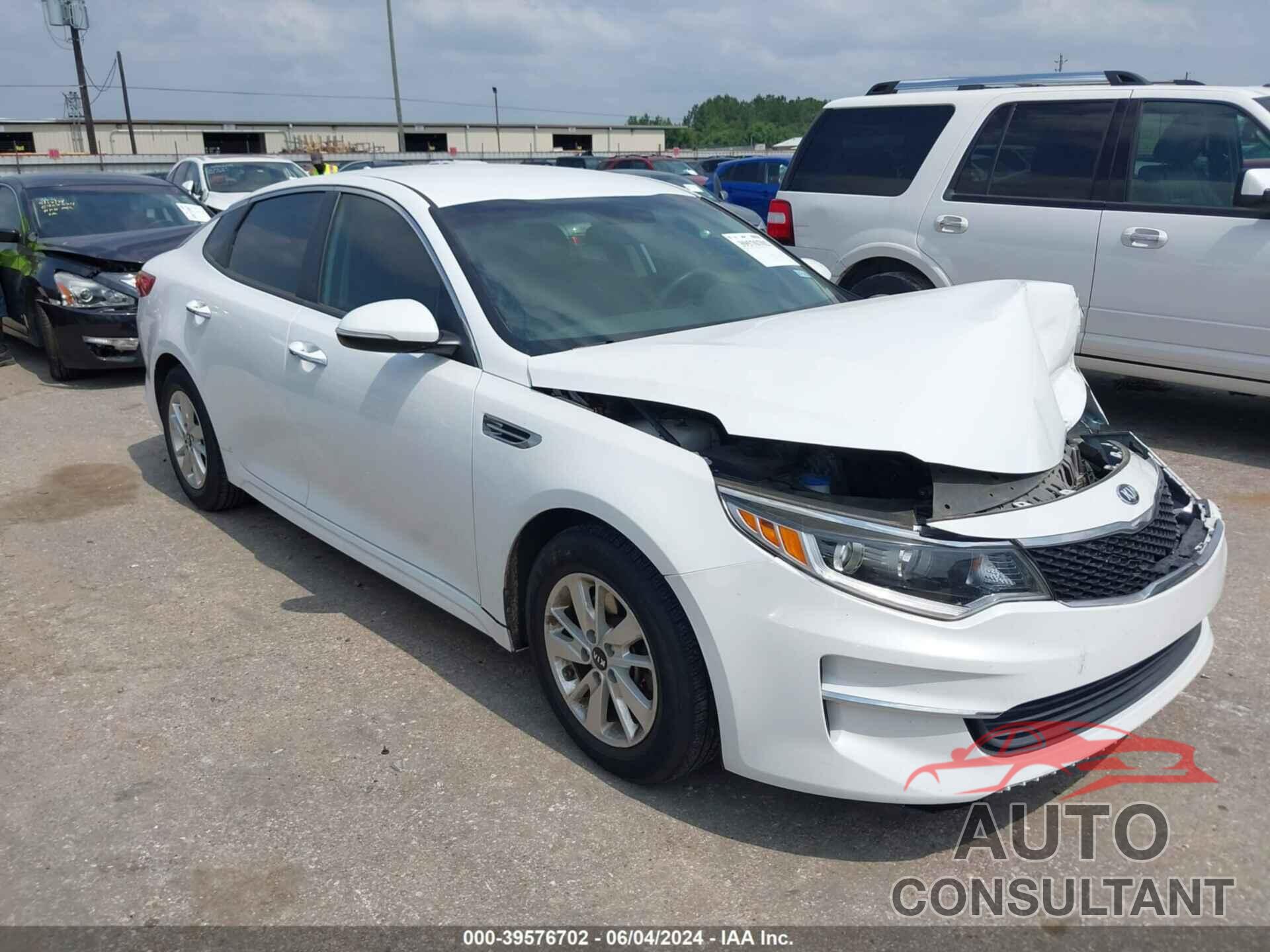 KIA OPTIMA 2018 - 5XXGT4L32JG207895