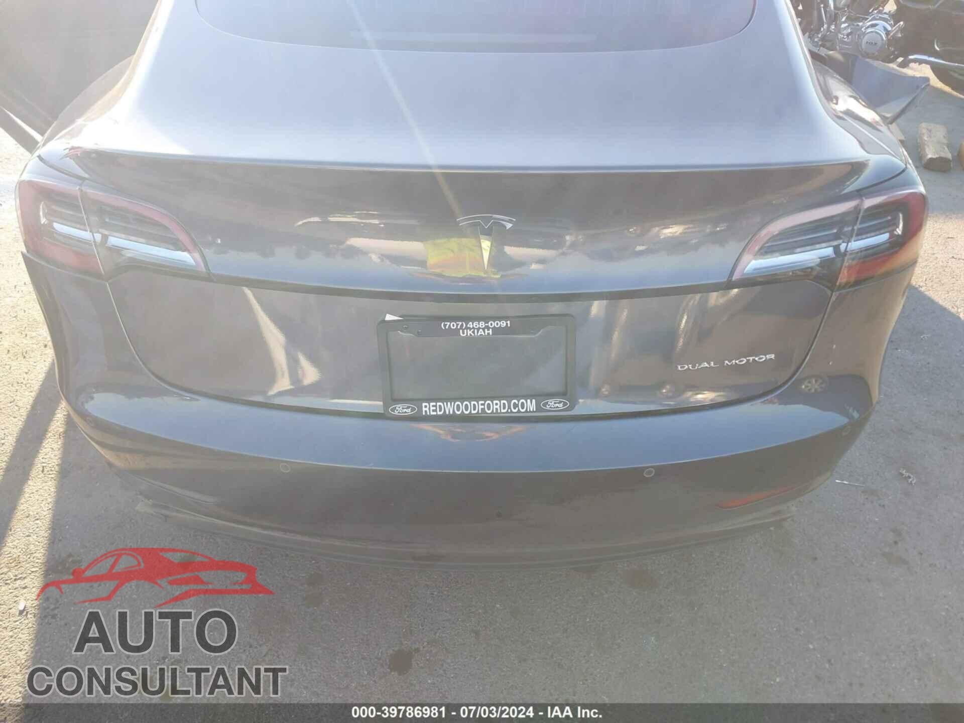 TESLA MODEL 3 2018 - 5YJ3E1EB2JF073761