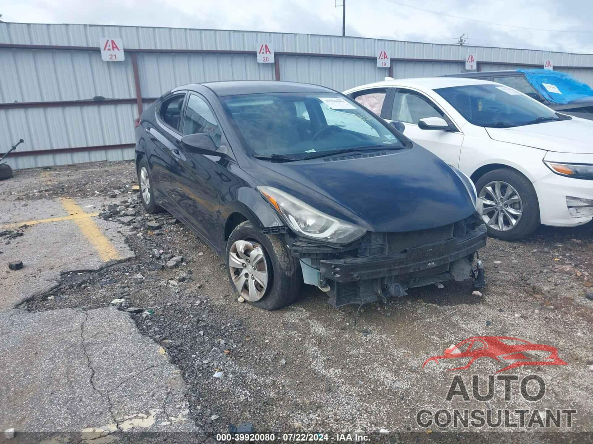 HYUNDAI ELANTRA 2016 - KMHDH4AE5GU575866