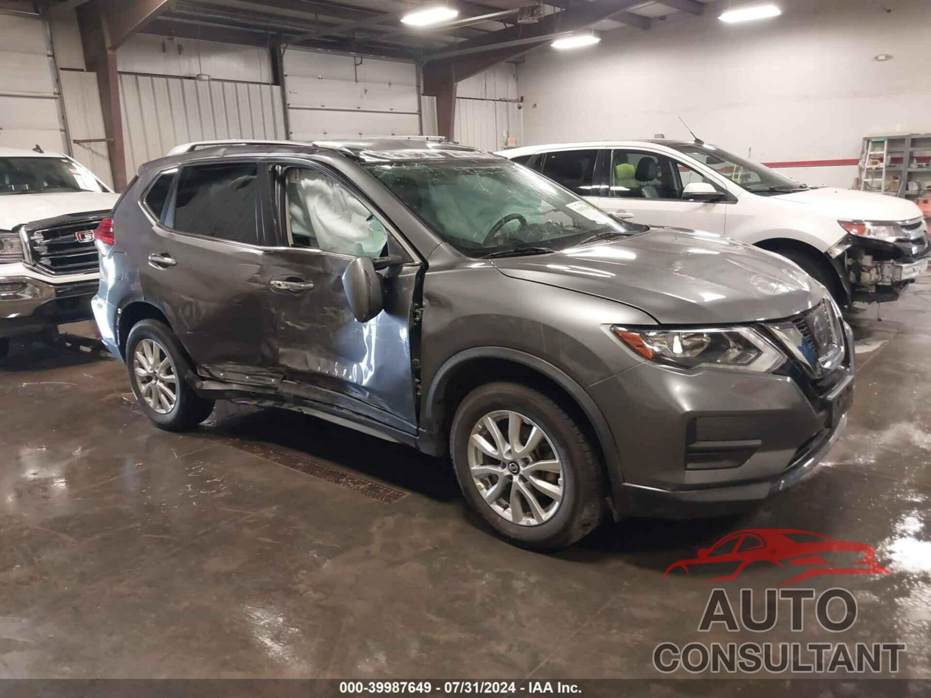 NISSAN ROGUE 2017 - KNMAT2MV3HP607784